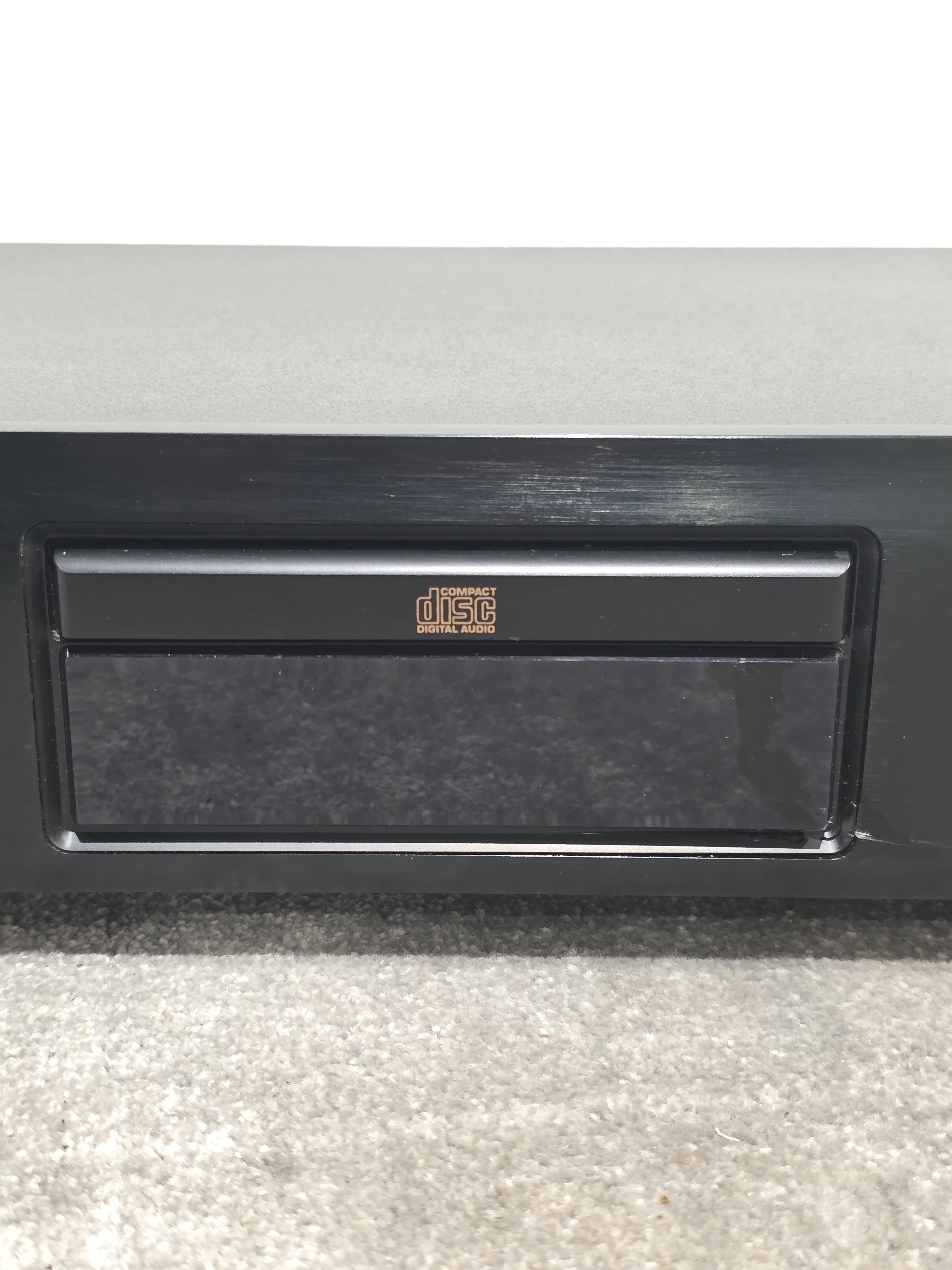 Denon DCD-500AE - CD Player - Good - Image 4