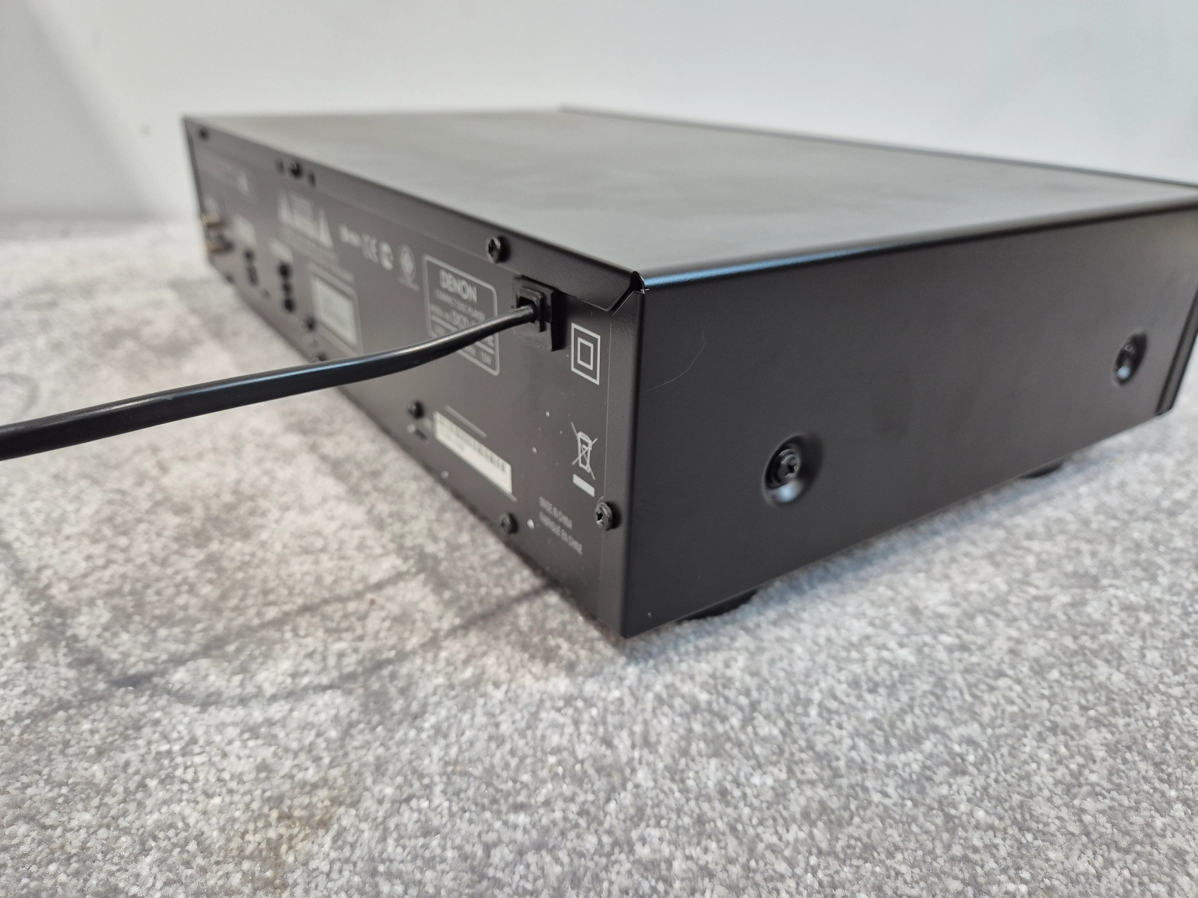 Denon DCD-520AE - CD Player with Remote Control and Manual - Image 10