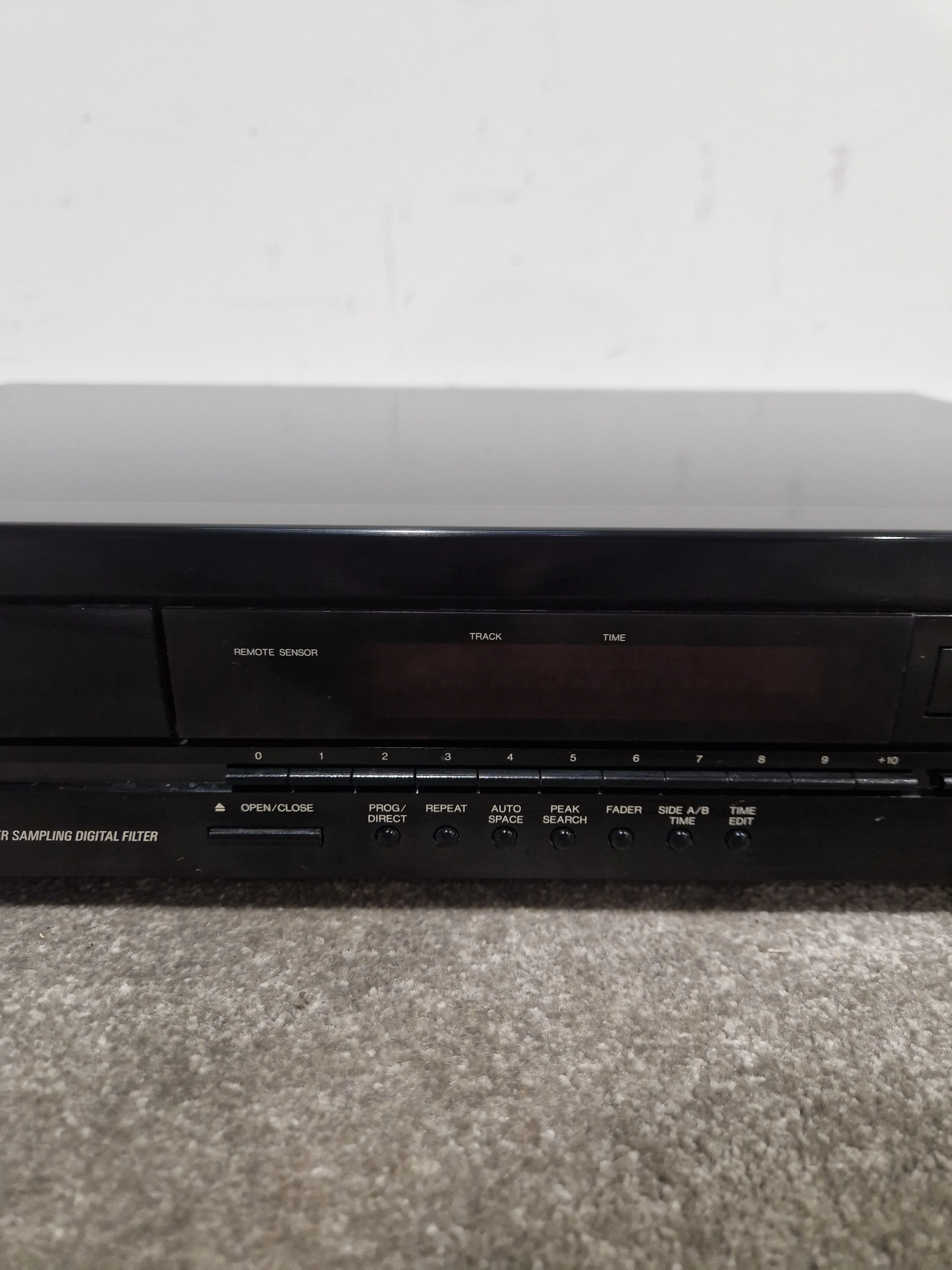 Denon DCD-660 CD Player - Black - Japan Made - Excellent - Image 4