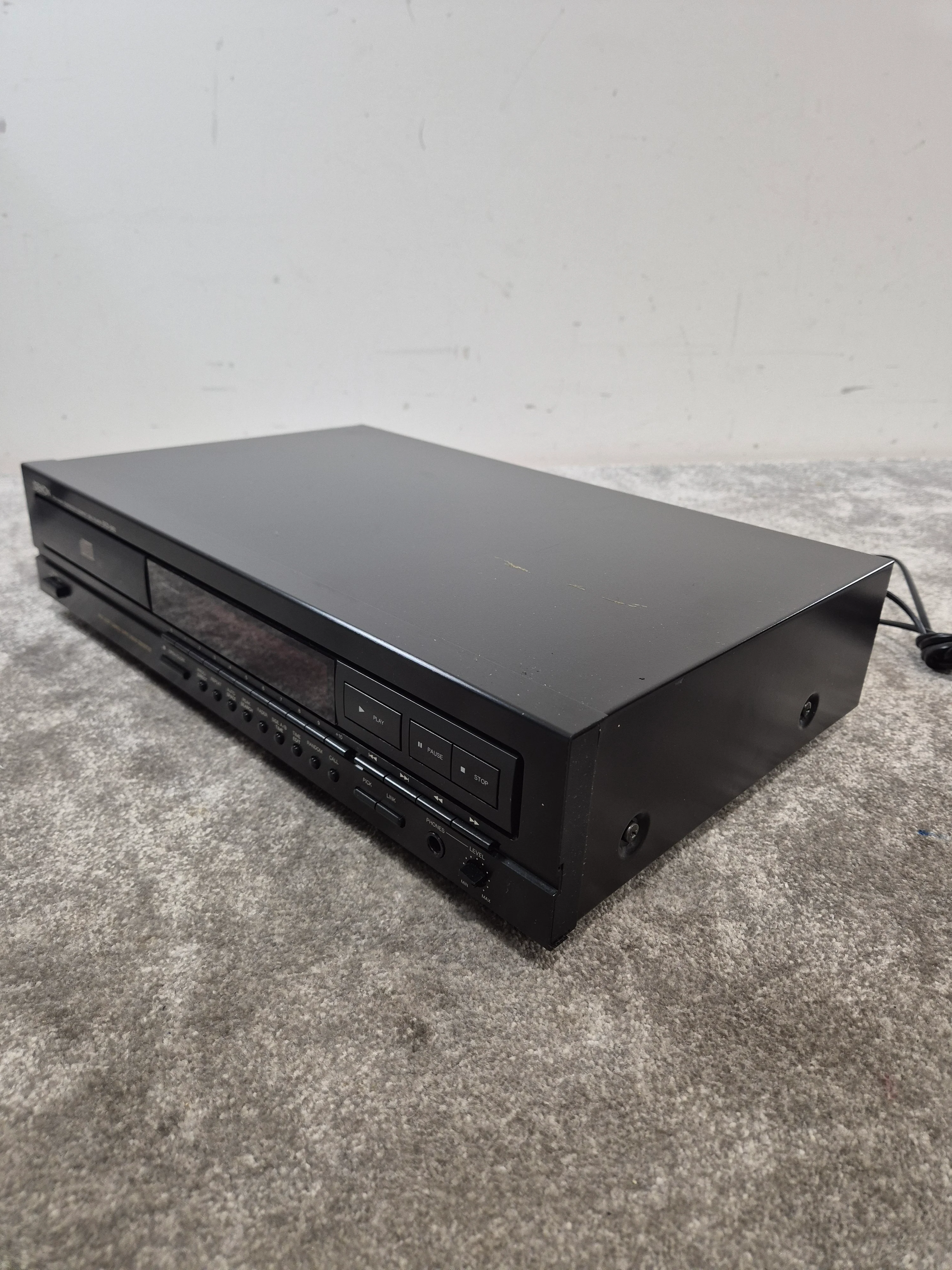 Denon DCD-960 - High-Fidelity CD Player - Fair w/ Power Supply - Image 11