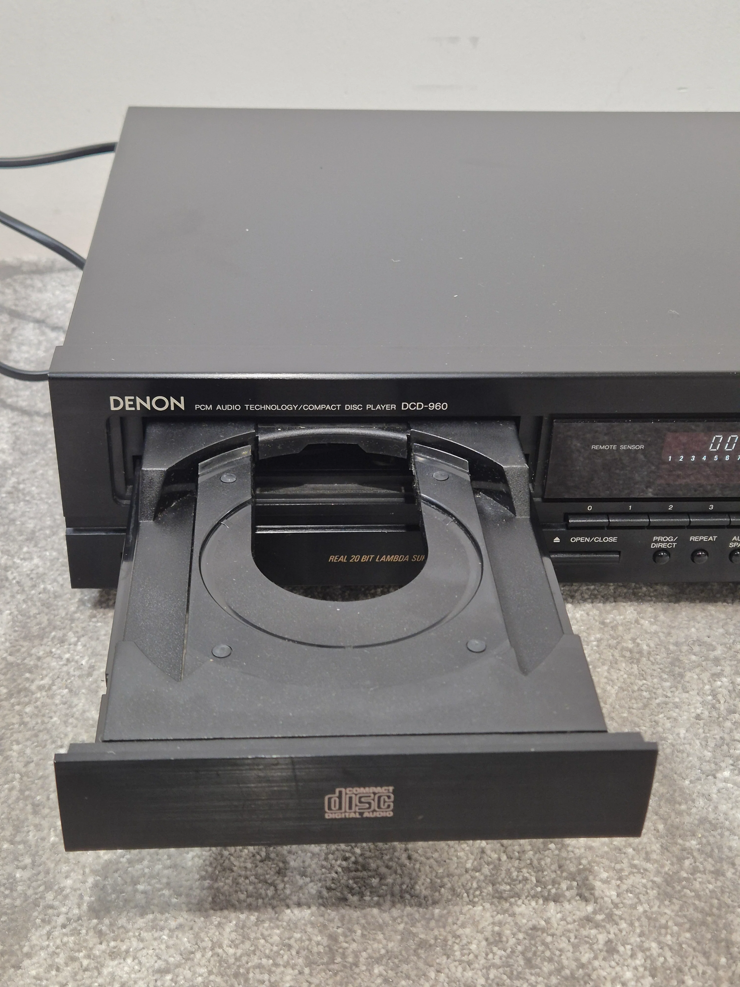 Denon DCD-960 - High-Fidelity CD Player - Fair w/ Power Supply - Image 3