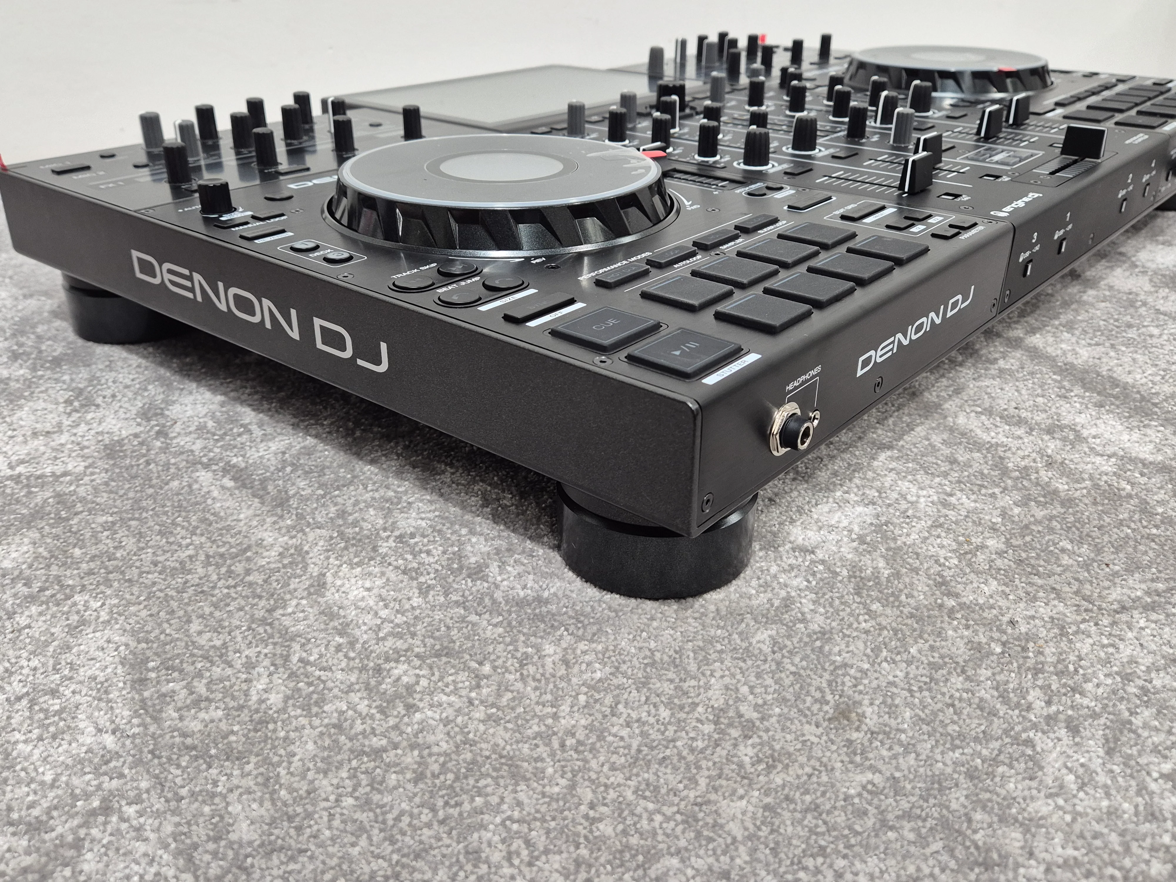 Denon DJ PRIME 4+ - Standalone DJ System w/ Original Box - Image 10