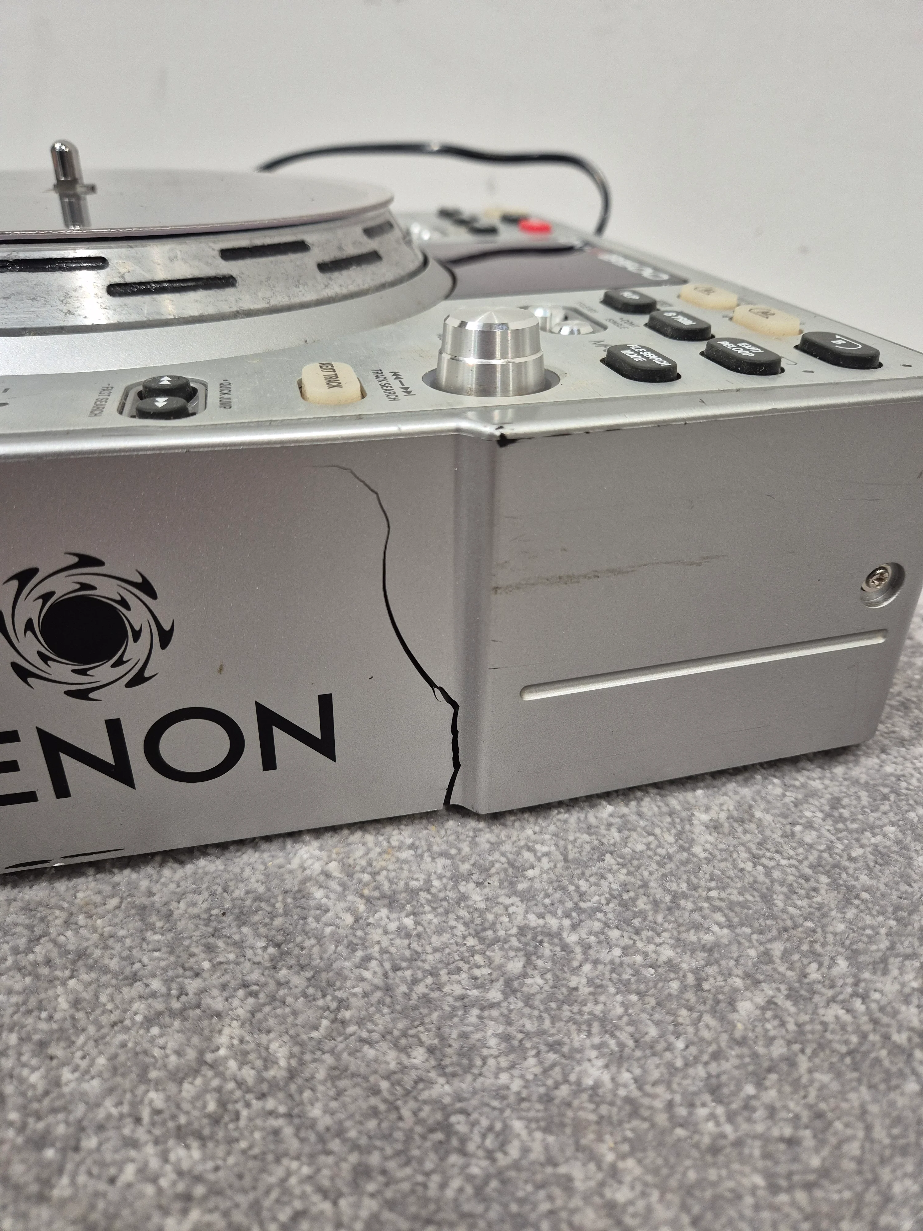 Denon DN-S3500 - Tabletop CD/MP3 Player (Spares or Repairs) - Image 10