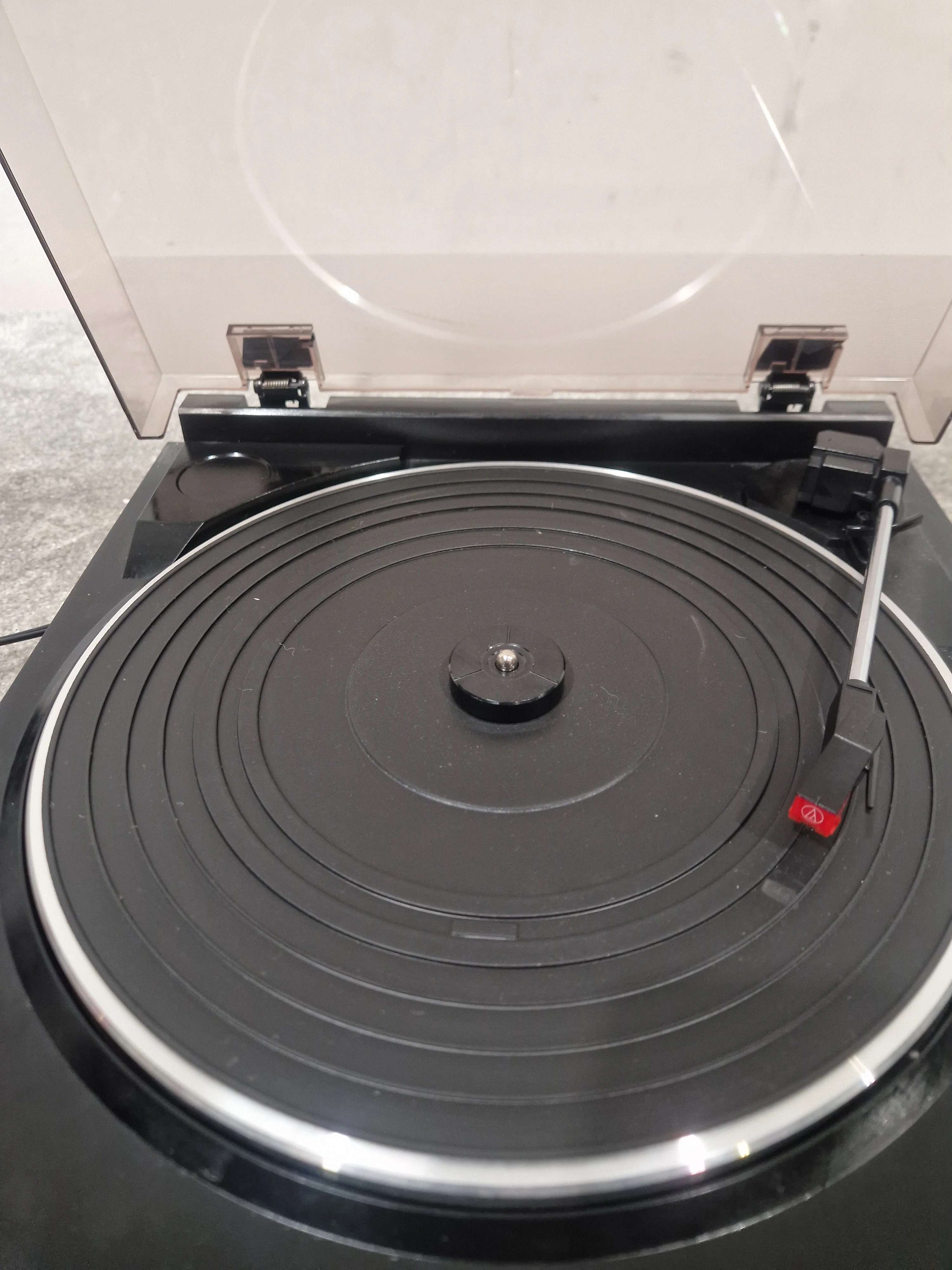 Denon DP-200USB - Turntable - Black – Turntable - Excellent - Image 9