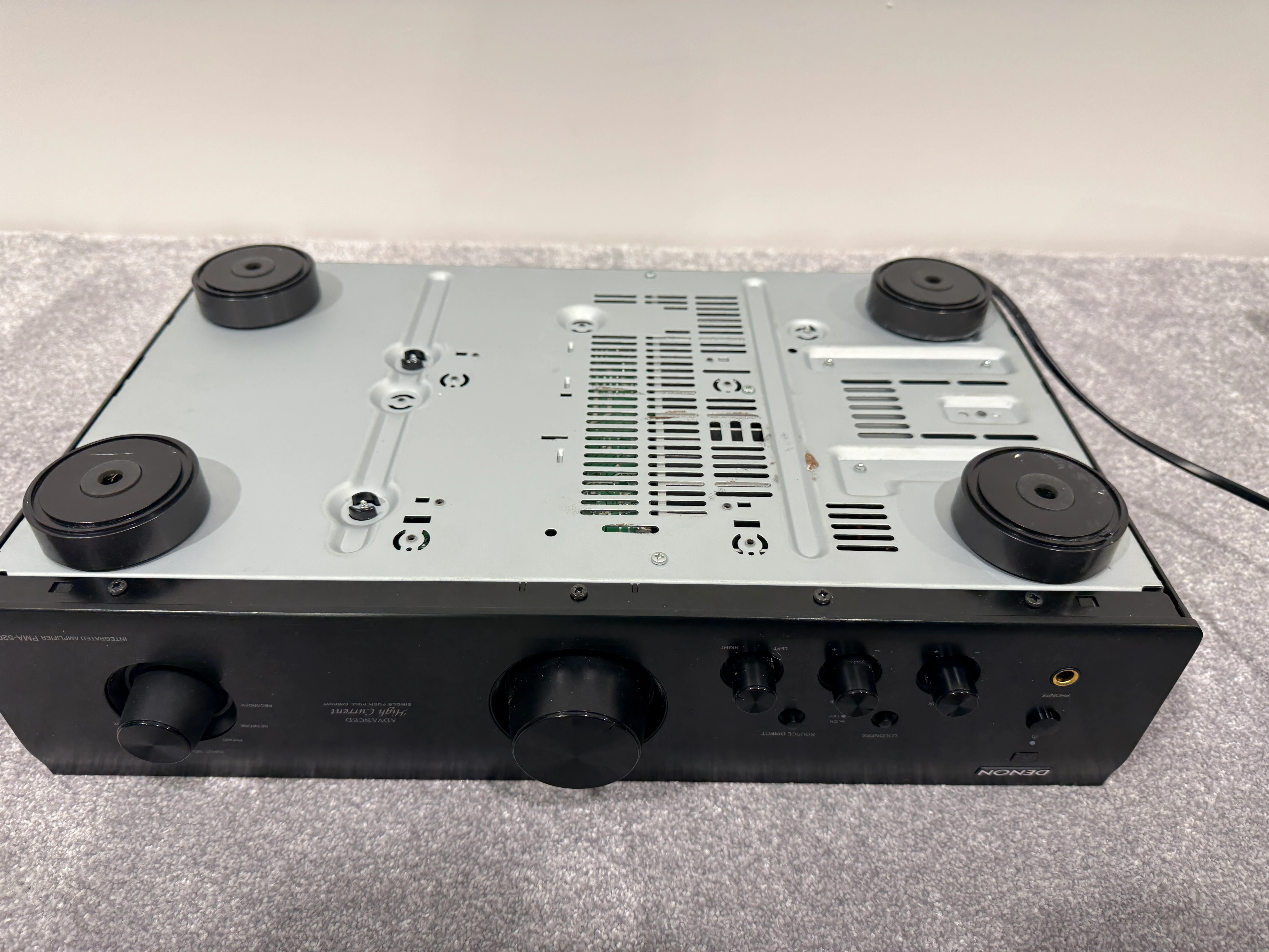 Denon PMA-520AE Integrated Amplifier (2x 70w) - Image 7