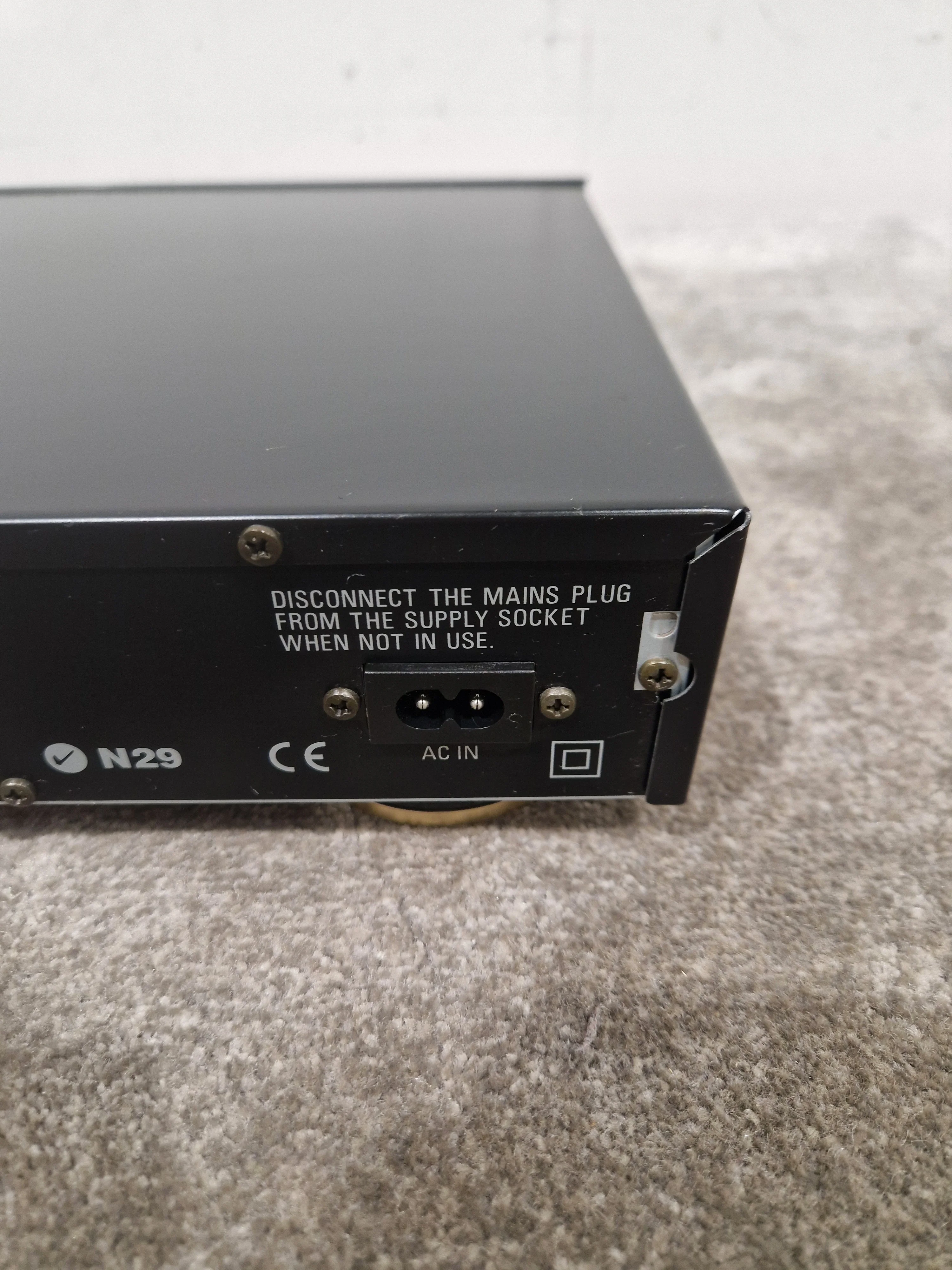 Denon TU-260L II - AM/FM Stereo Tuner - Black- Good - Image 11