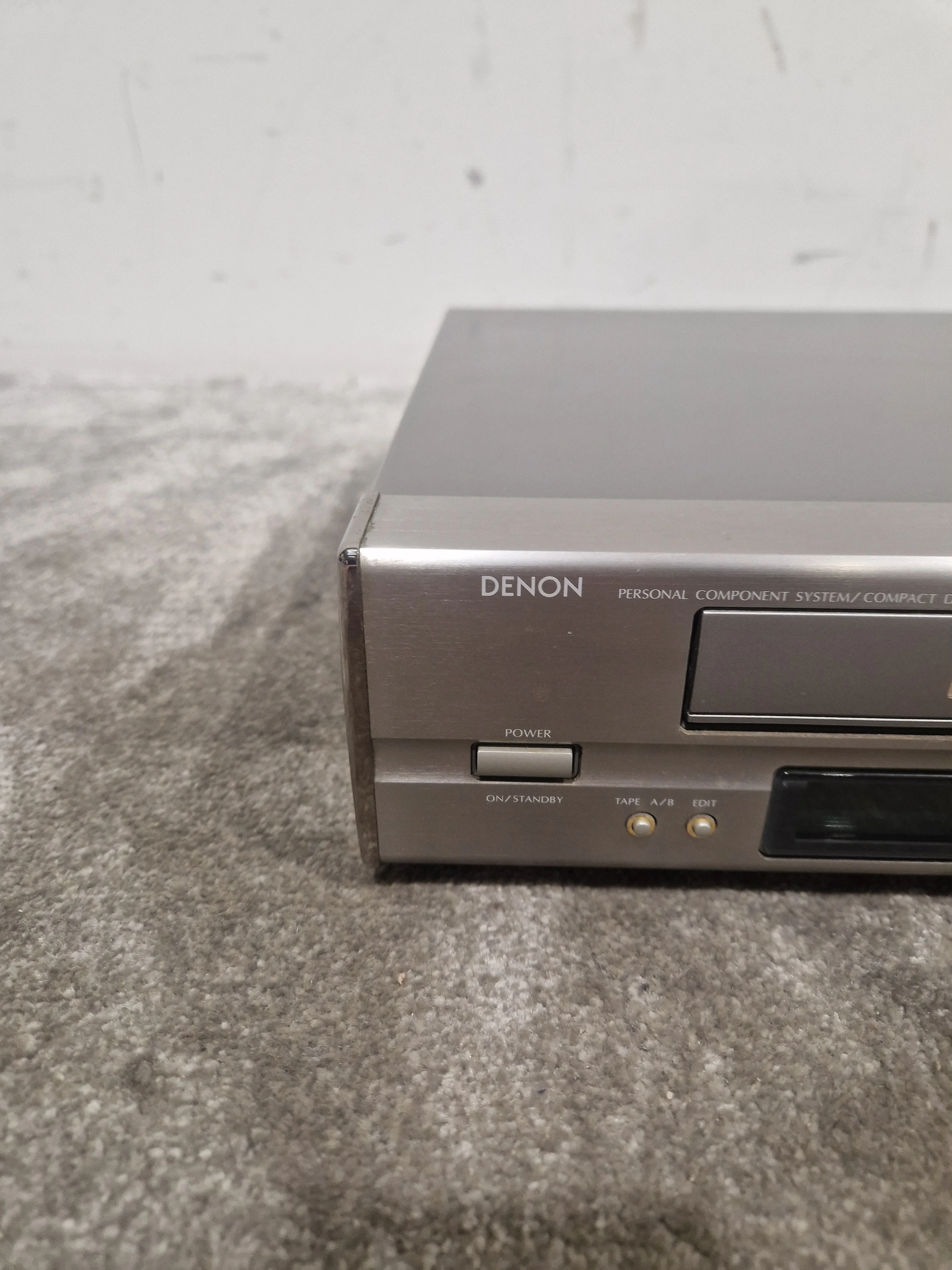 Denon UCD-250 - CD Player - Silver - Good - Image 8
