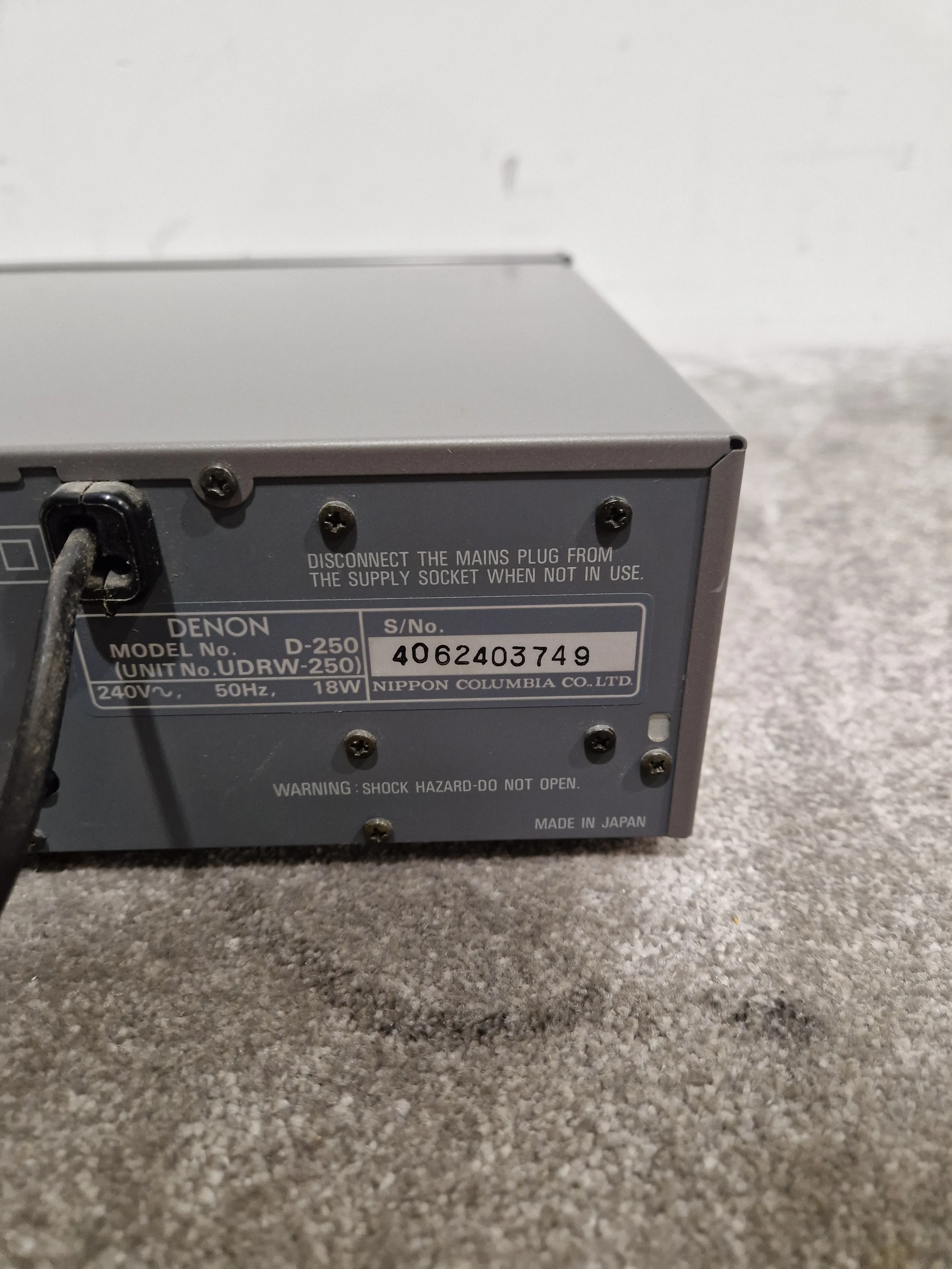 Denon UDRW-250 - Stereo Cassette Tape Deck - Silver - Fair - Image 3