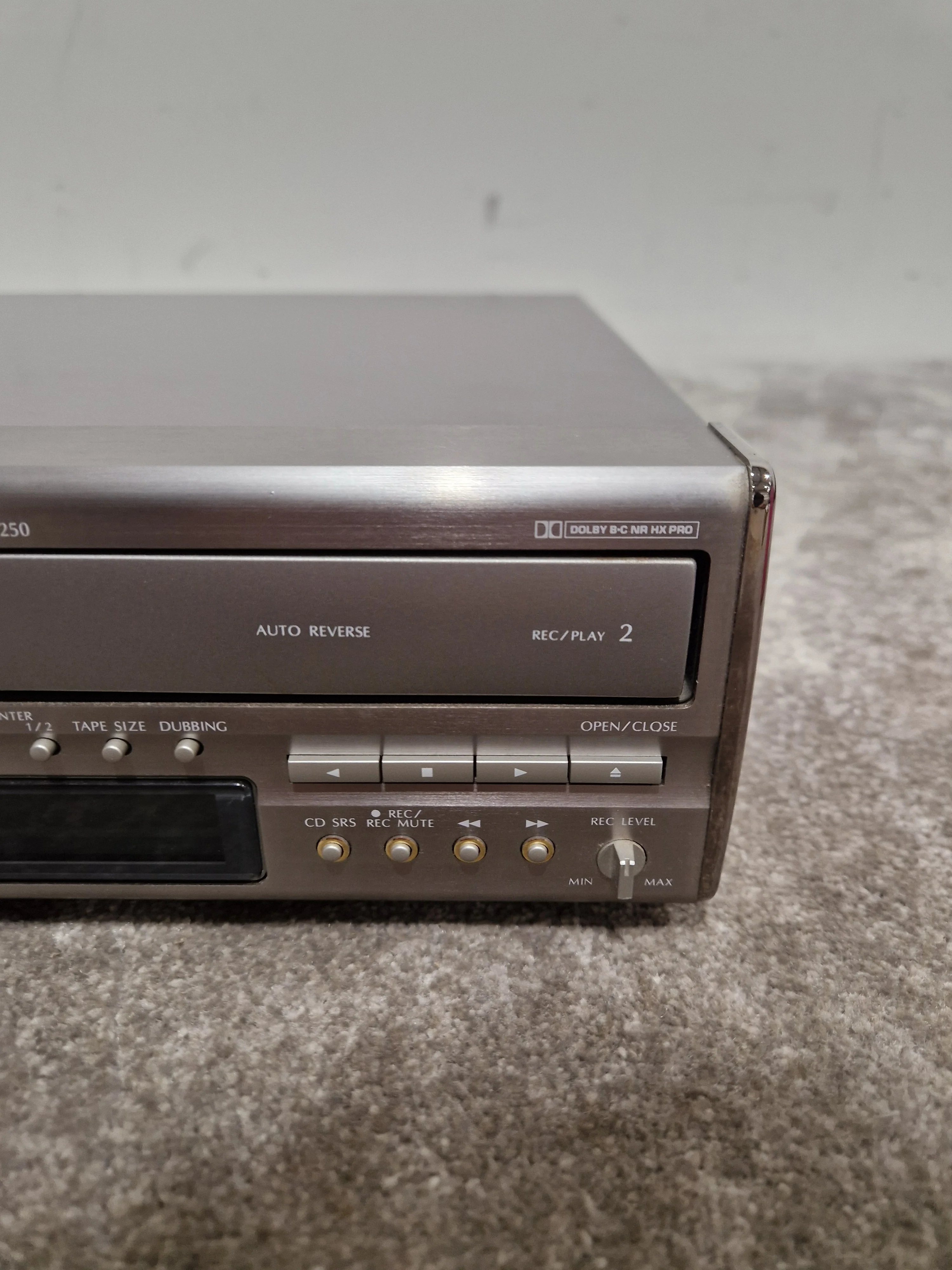 Denon UDRW-250 - Stereo Cassette Tape Deck - Silver - Fair - Image 4