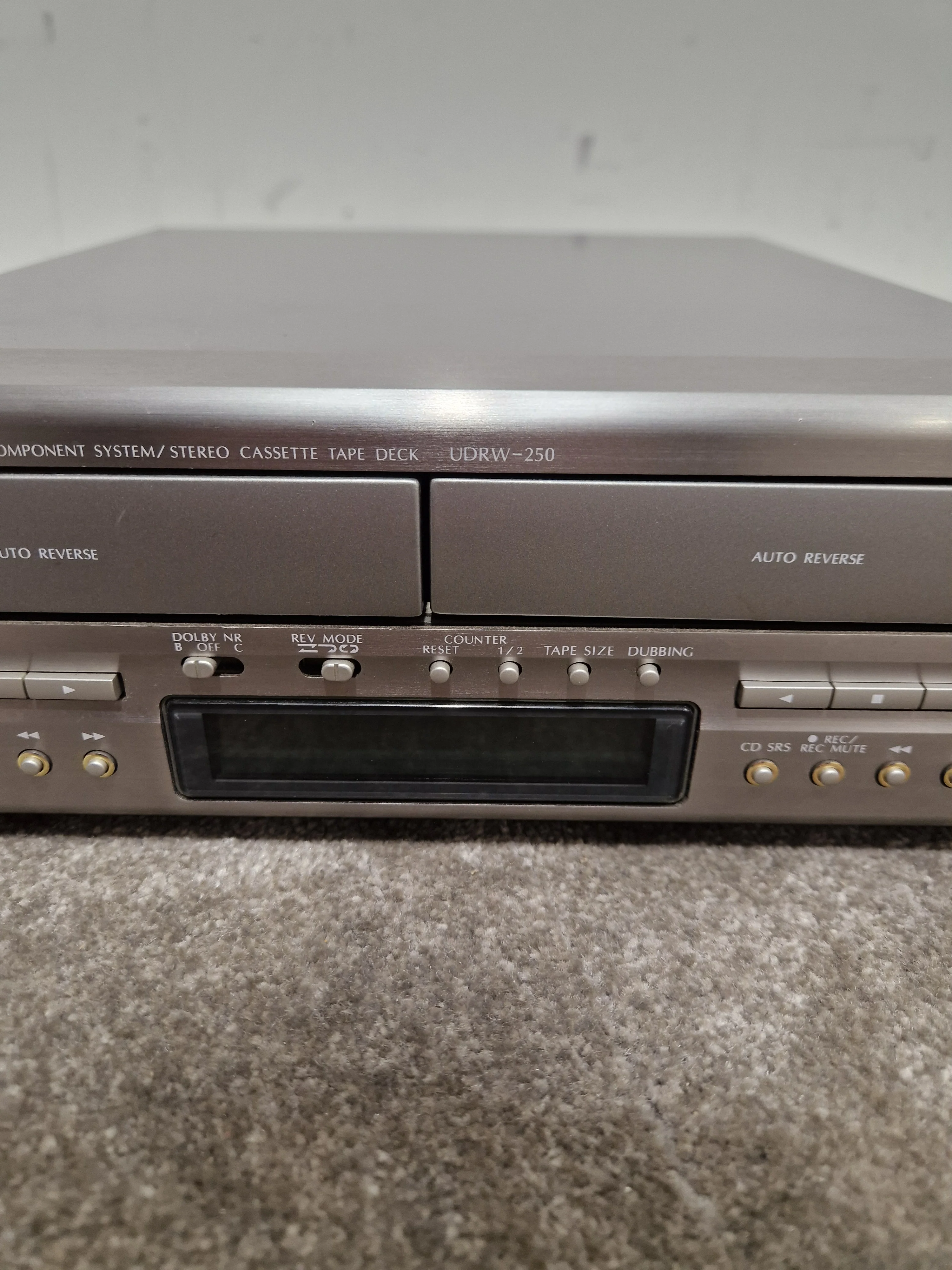 Denon UDRW-250 - Stereo Cassette Tape Deck - Silver - Fair - Image 6