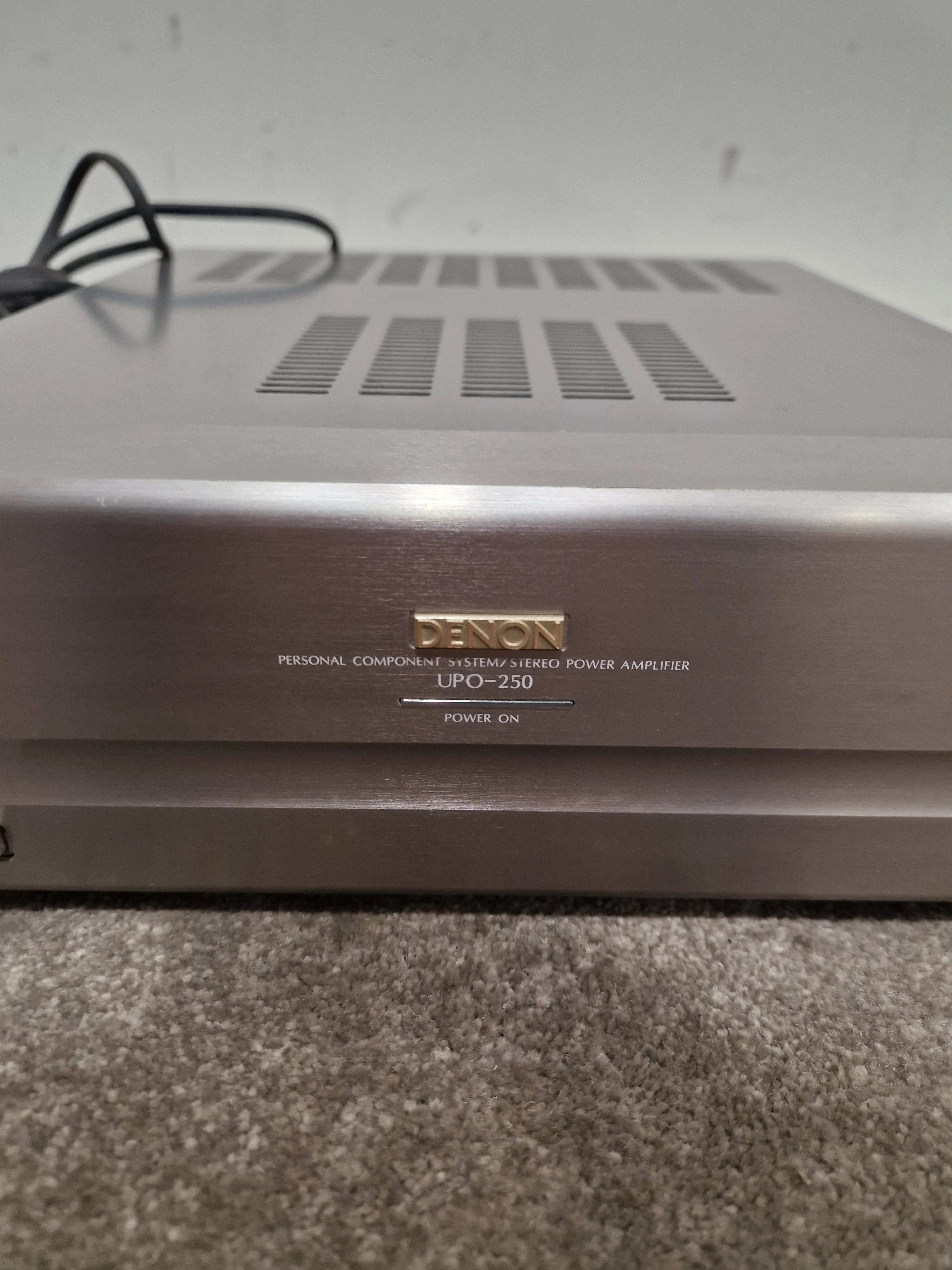 Denon UPO-250 - Stereo Power Amplifier - Silver - Good - Image 2