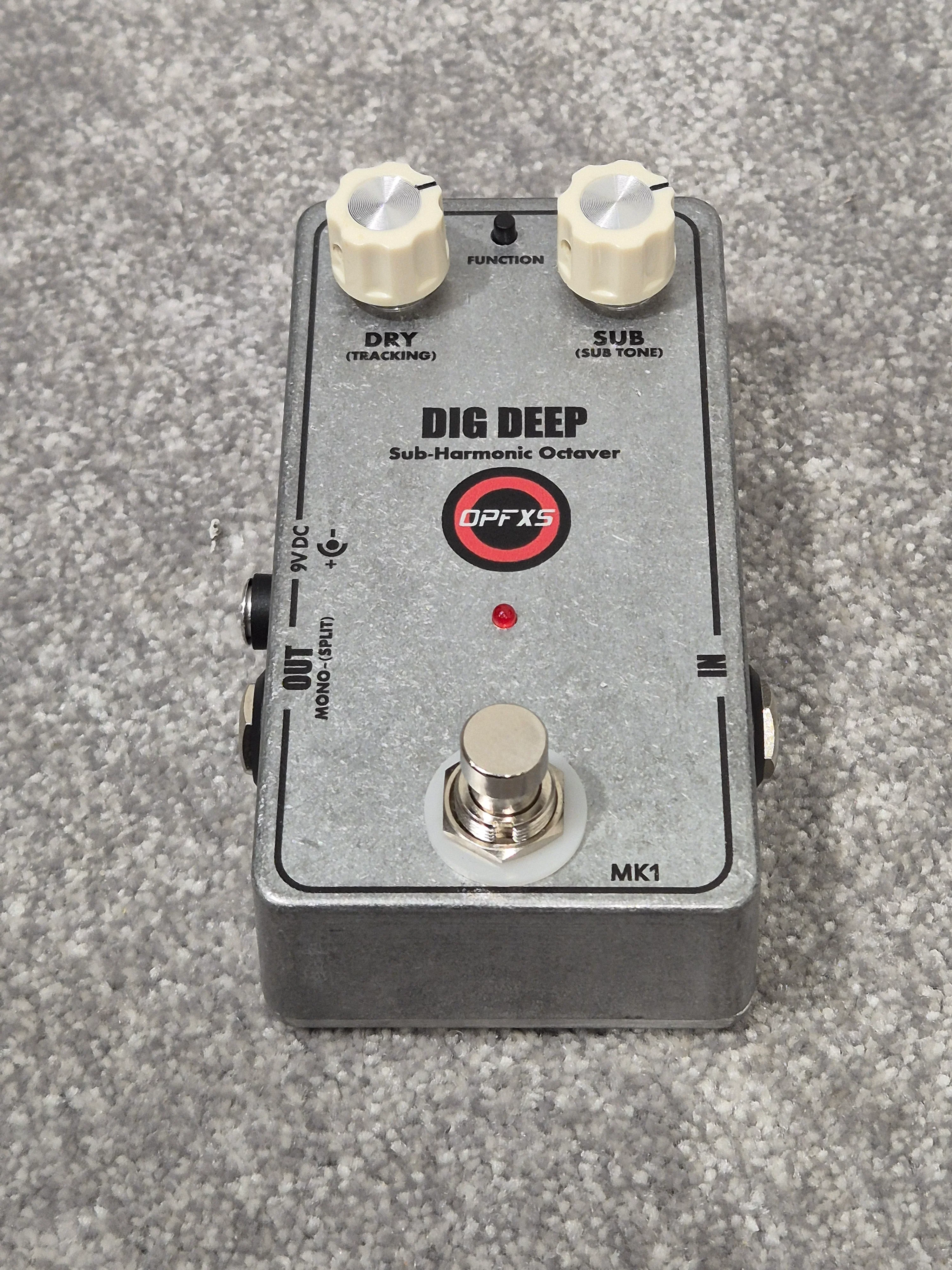 DIG DEEP Sub-Harmonic Octaver - Octave Down Pedal w/ Original Box - Image 2