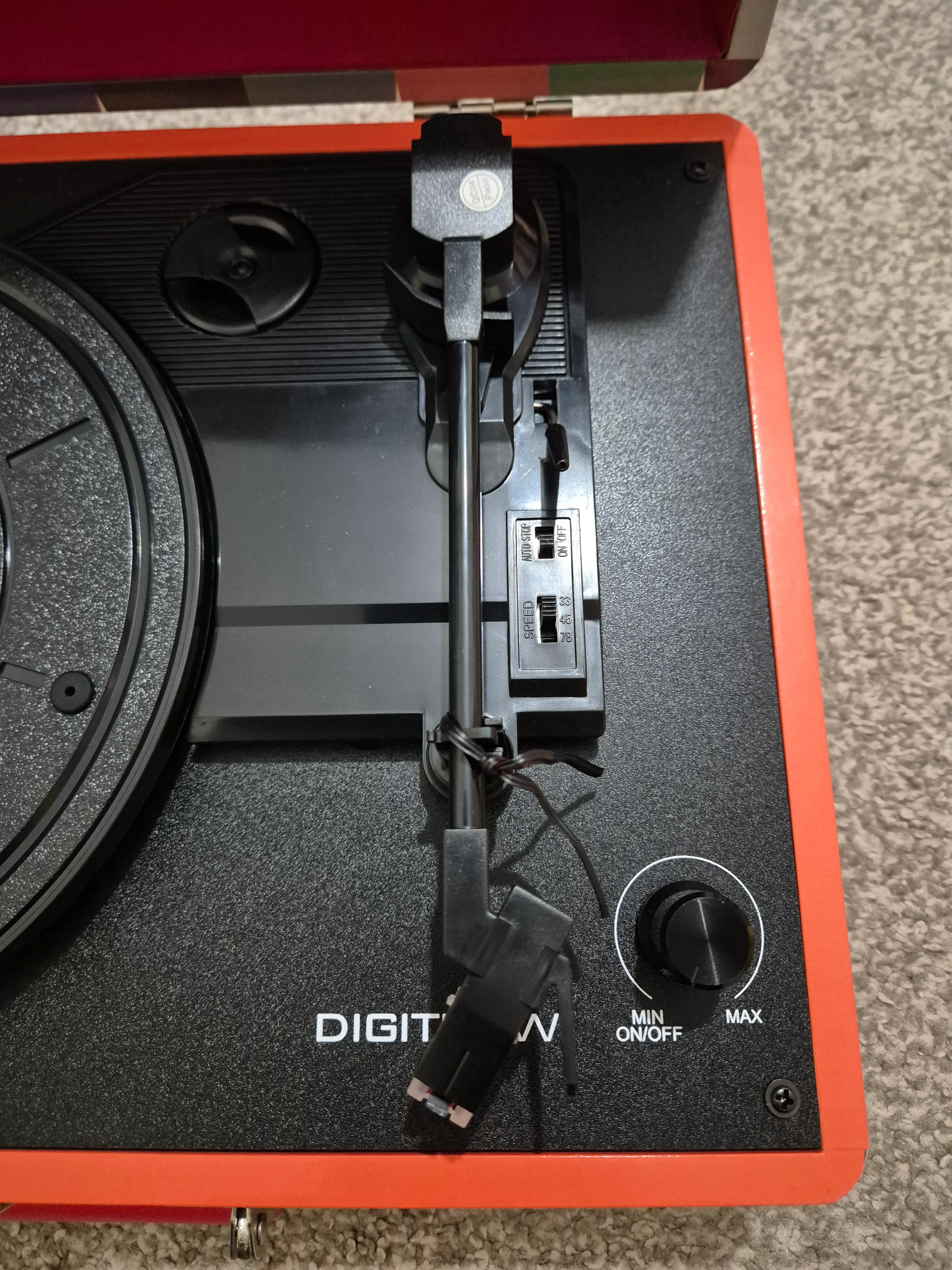 DIGITNOW - Turntable Record Player With Stereo Speakers - Image 2