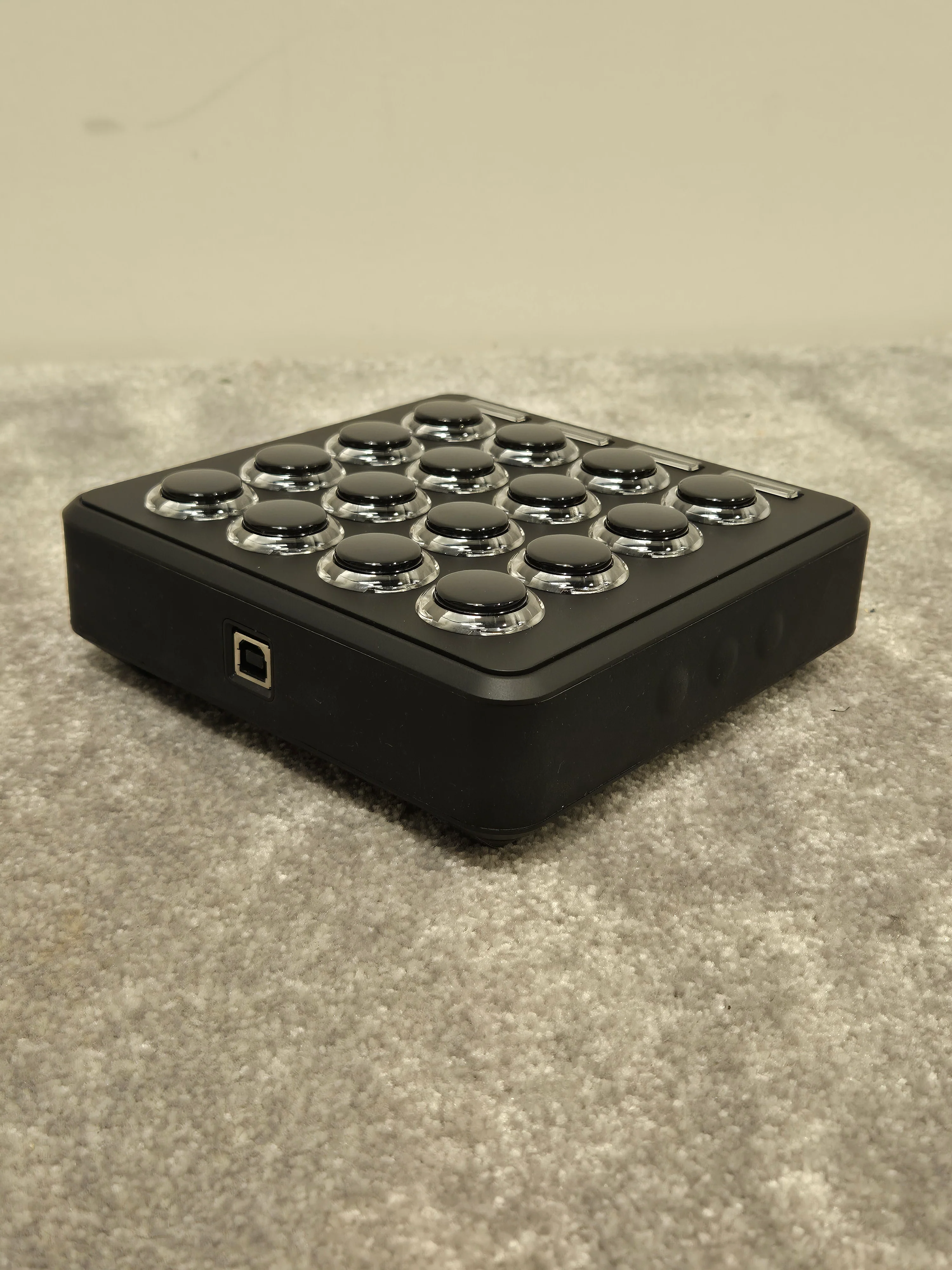 DJ TechTools Midi Fighter 3D - Professional MIDI Controller - Image 4