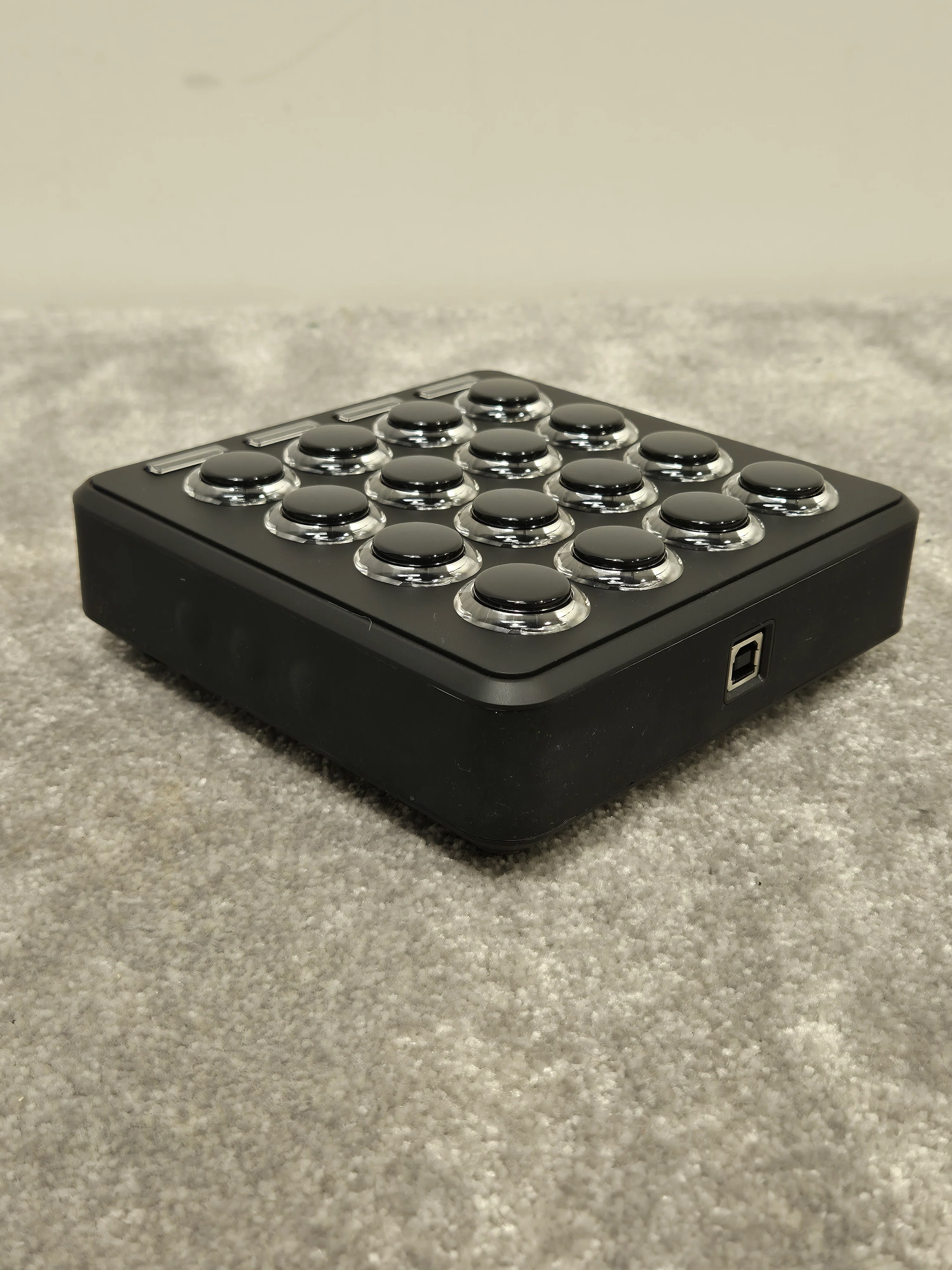 DJ TechTools Midi Fighter 3D - Professional MIDI Controller - Image 5