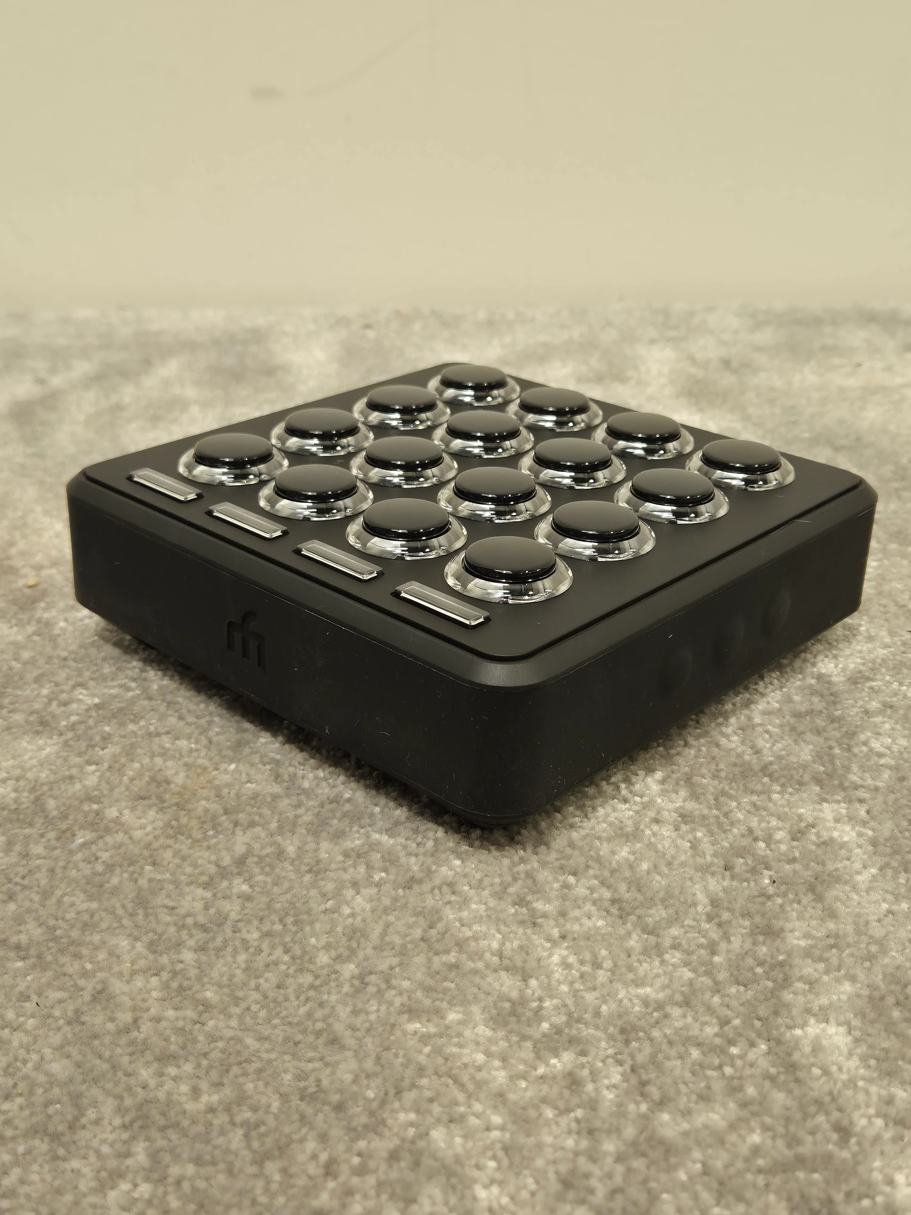 DJ TechTools Midi Fighter 3D - Professional MIDI Controller - Image 6