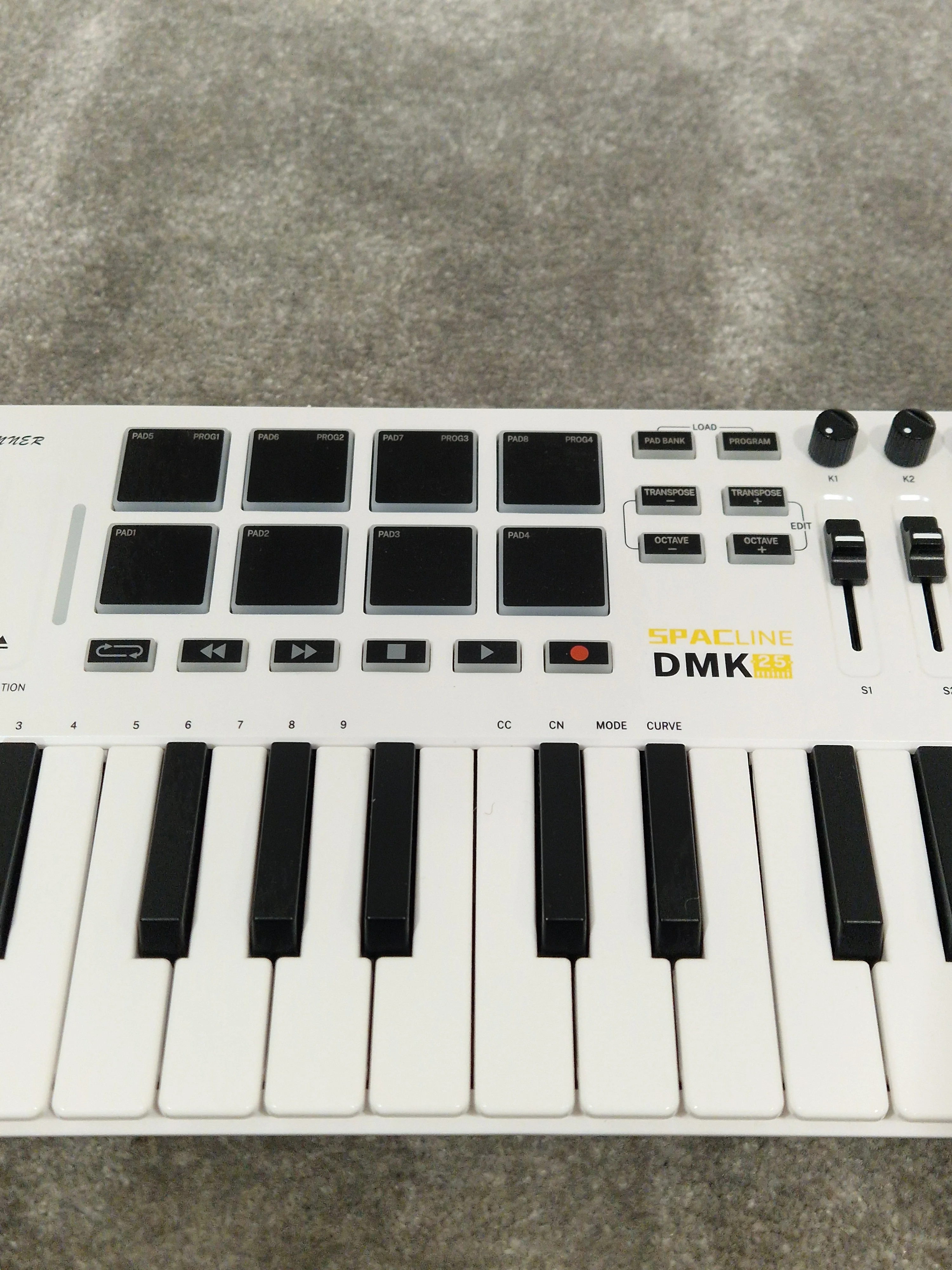 Donner SPACline DMK-25 Mini MIDI Controller - Compact Design - Excellent w/ Original Box - Image 10