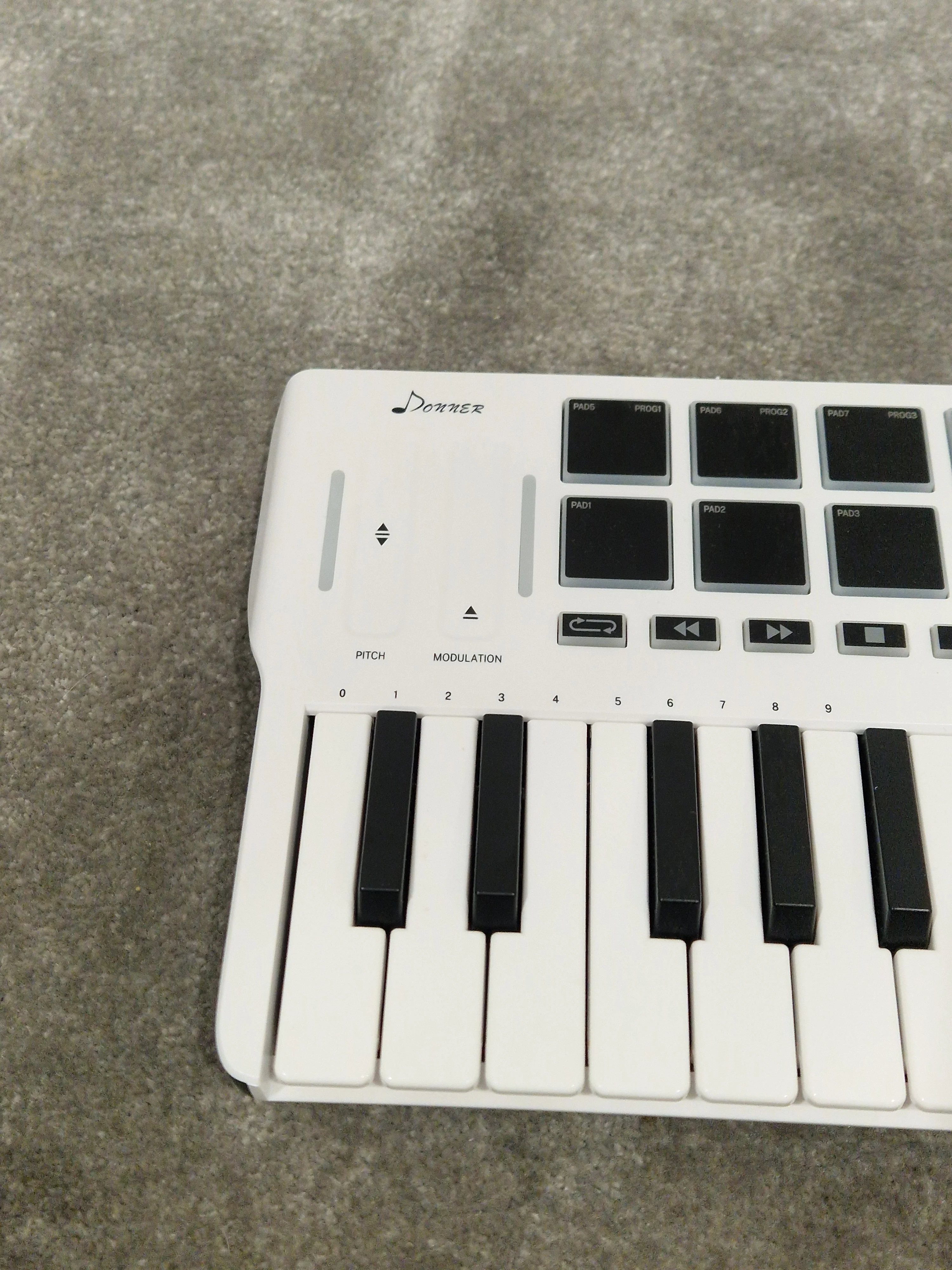 Donner SPACline DMK-25 Mini MIDI Controller - Compact Design - Excellent w/ Original Box - Image 11