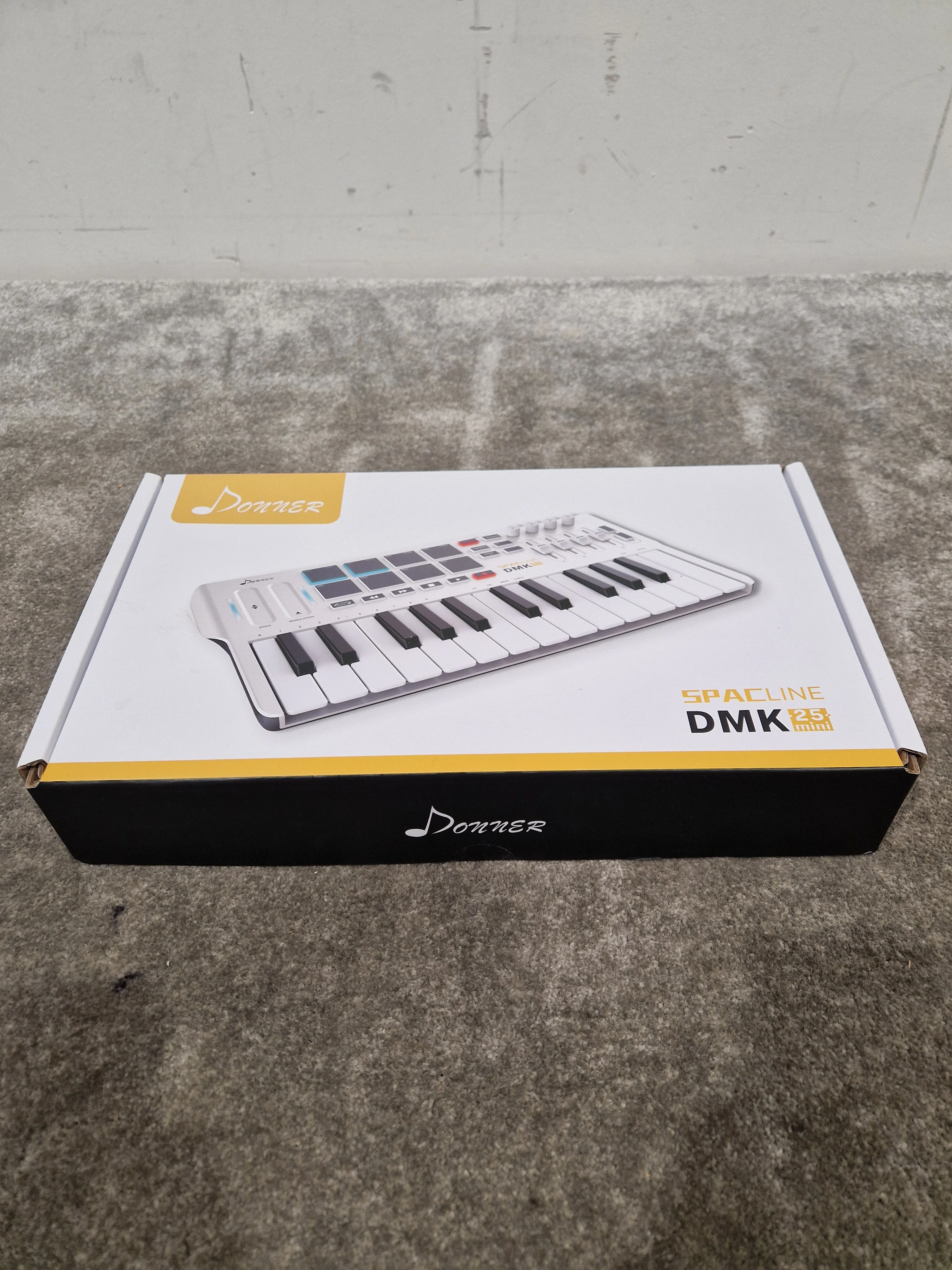 Donner SPACline DMK-25 Mini MIDI Controller - Compact Design - Excellent w/ Original Box - Image 4