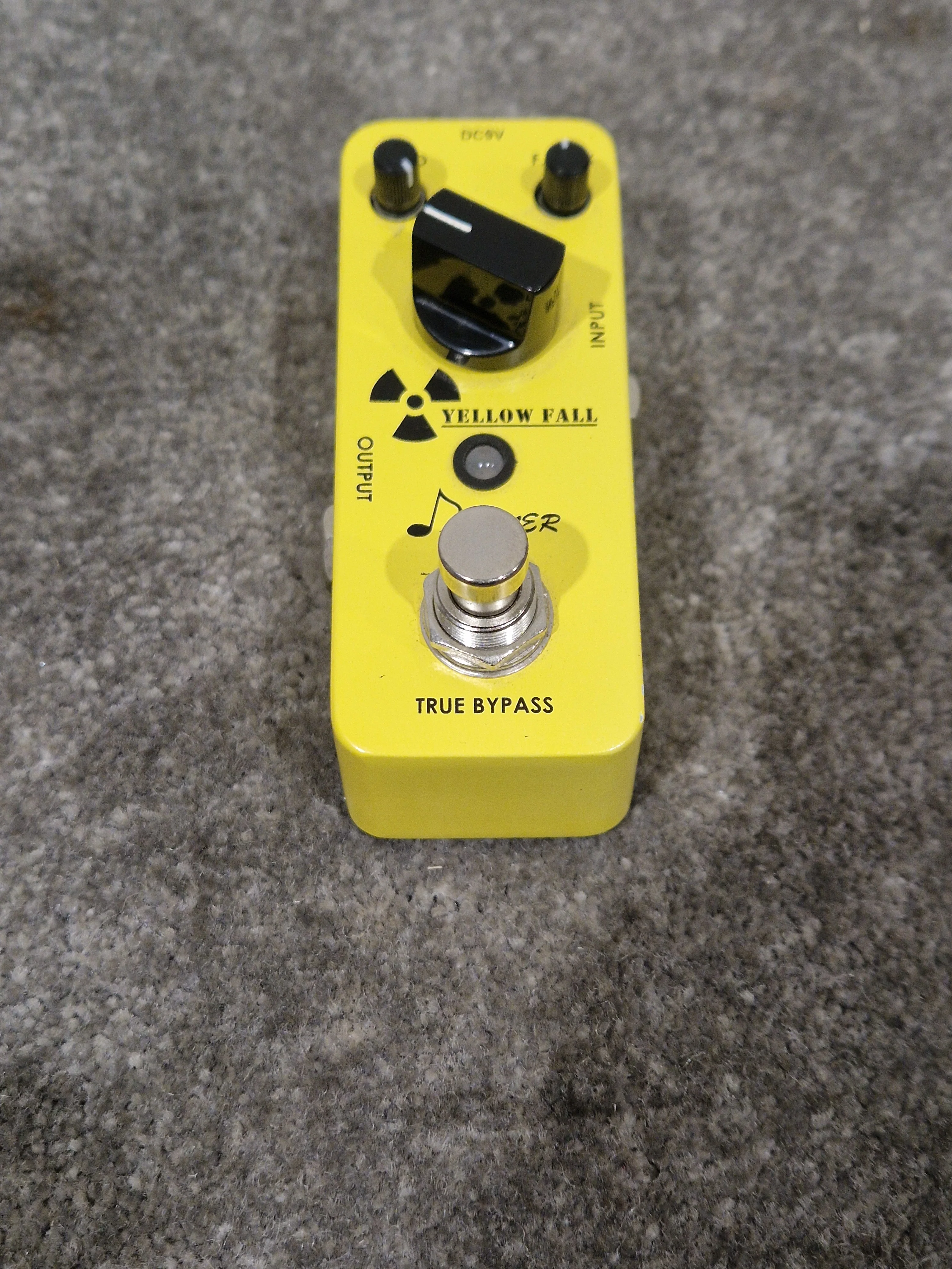 Donner Yellow Fall - Analog Delay Pedal - Excellent w/ Original Box - Image 4