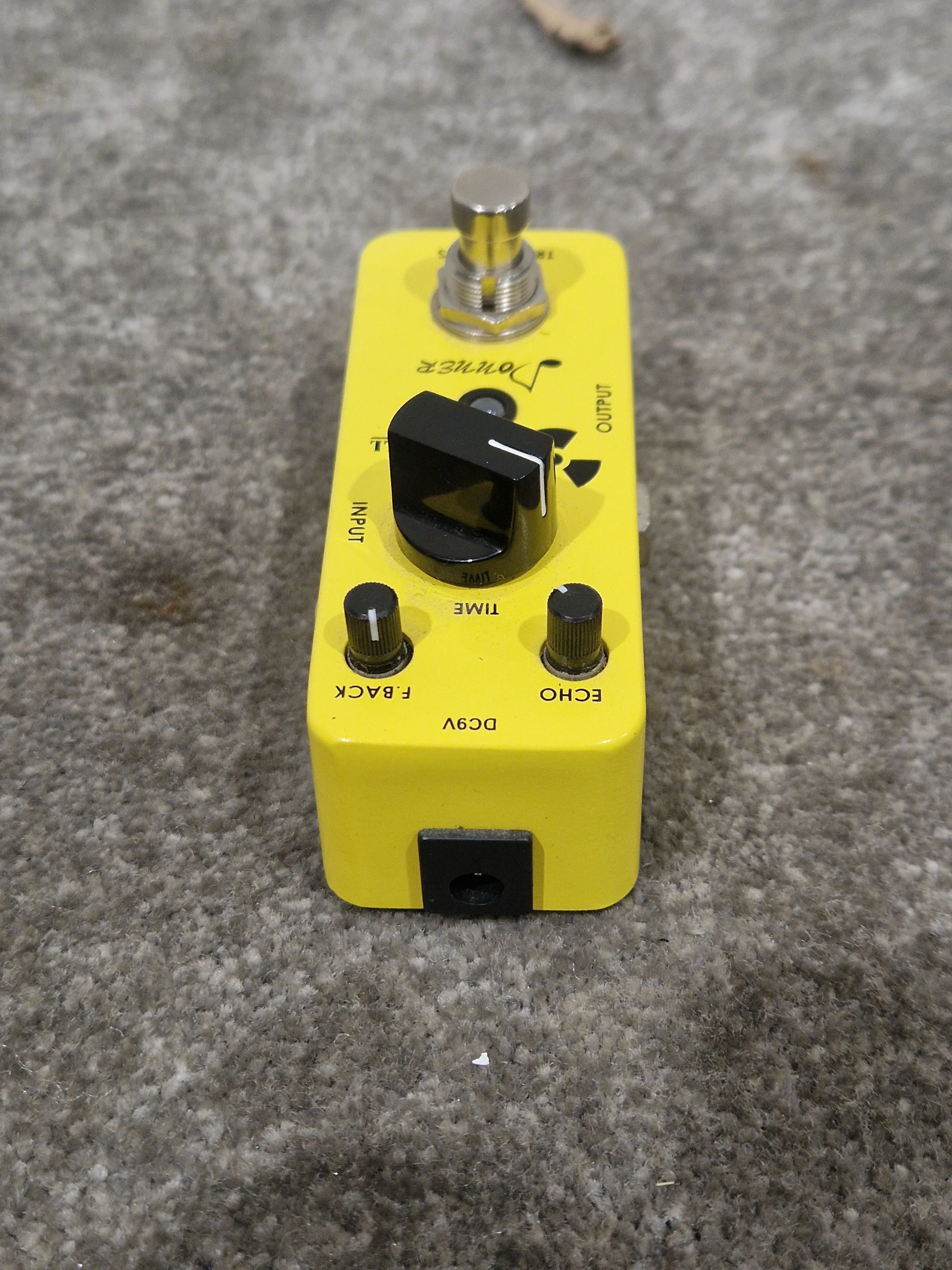 Donner Yellow Fall - Analog Delay Pedal - Excellent w/ Original Box - Image 6