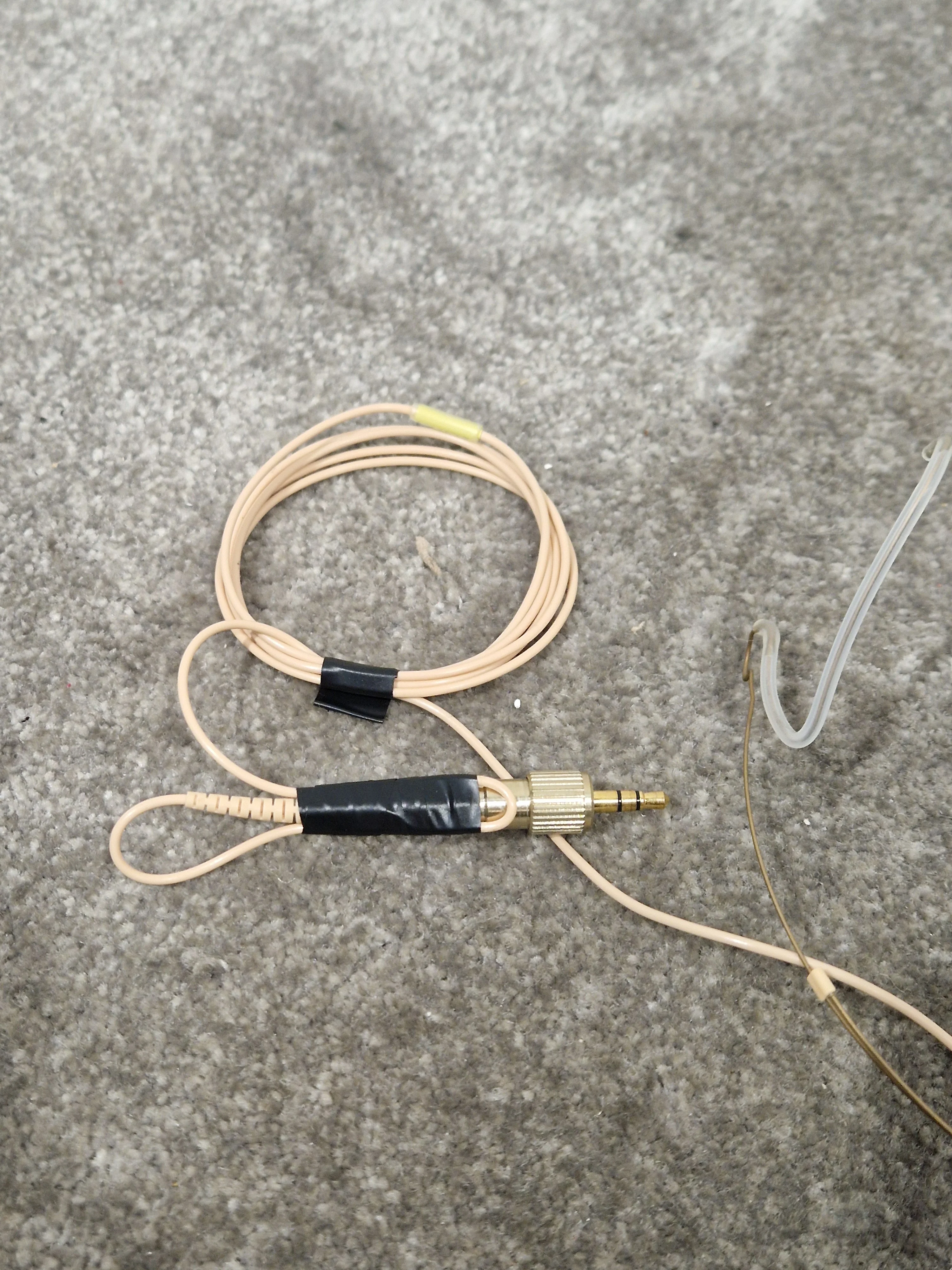 DPA Microphone 4466 - Headset Mic - Excellent w/ Soft Case - Image 10