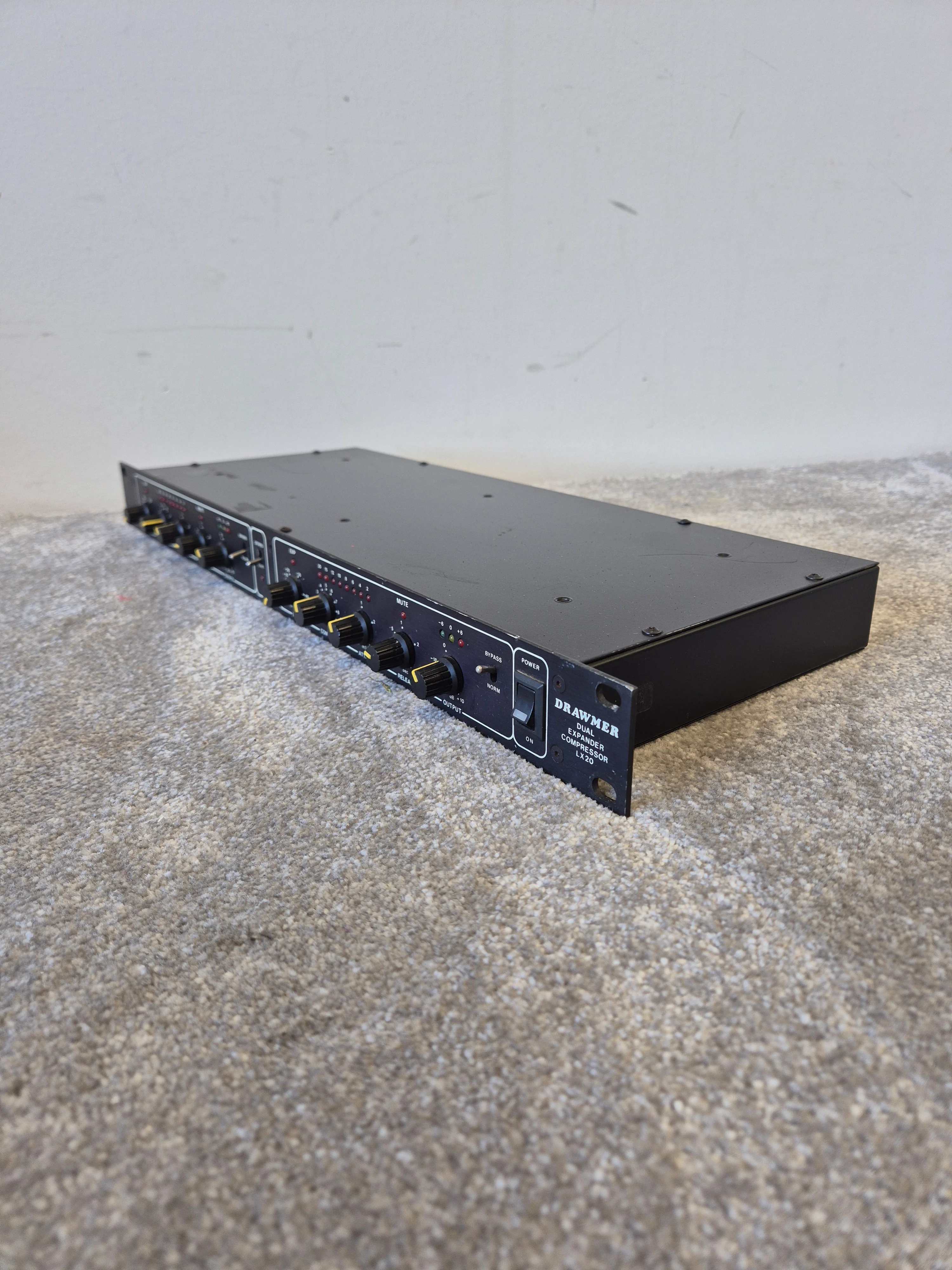 Drawmer LX20 - Dual-Channel Expander/Compressor - Good - Image 11