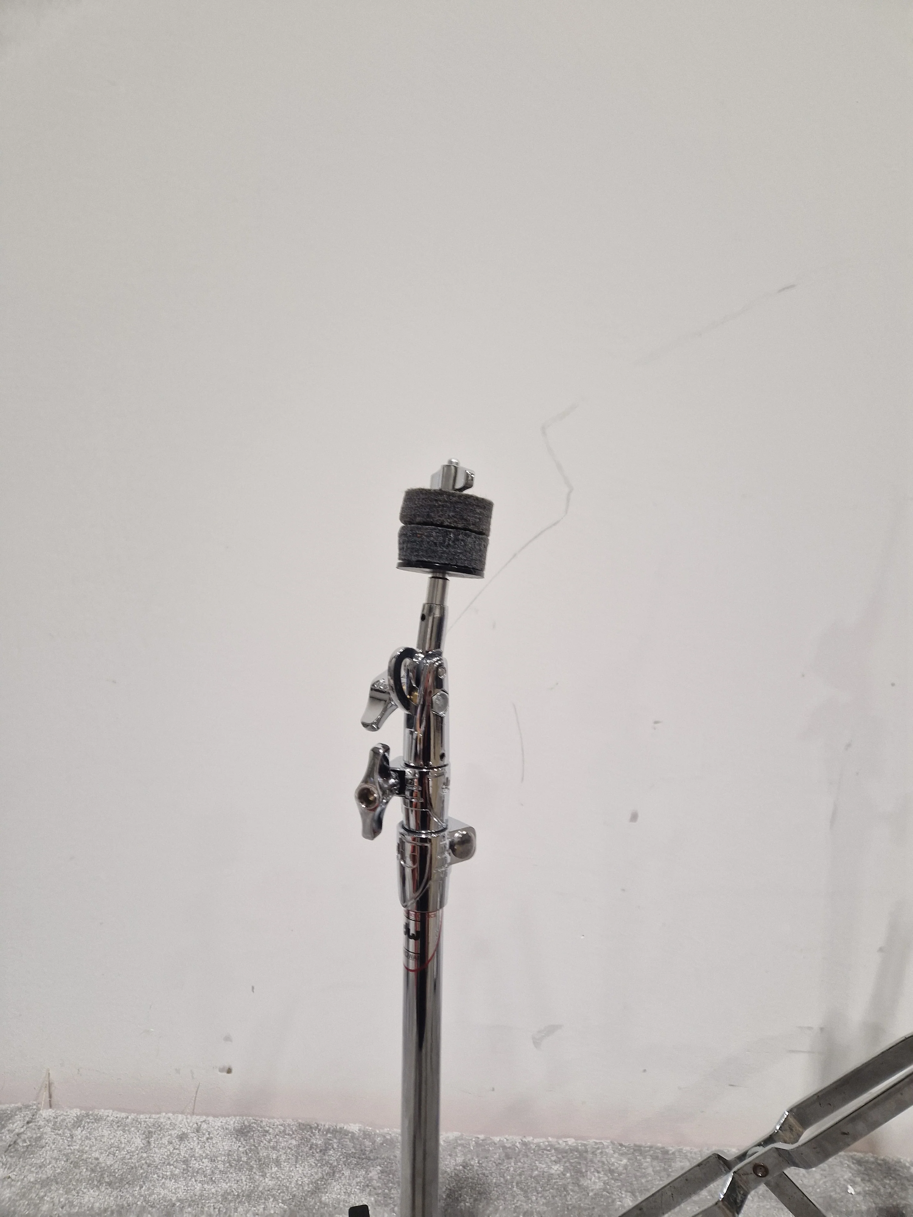 DW6000 Hardware - Lightweight Drum Stands- Excellent w/ Soft Case - Image 3