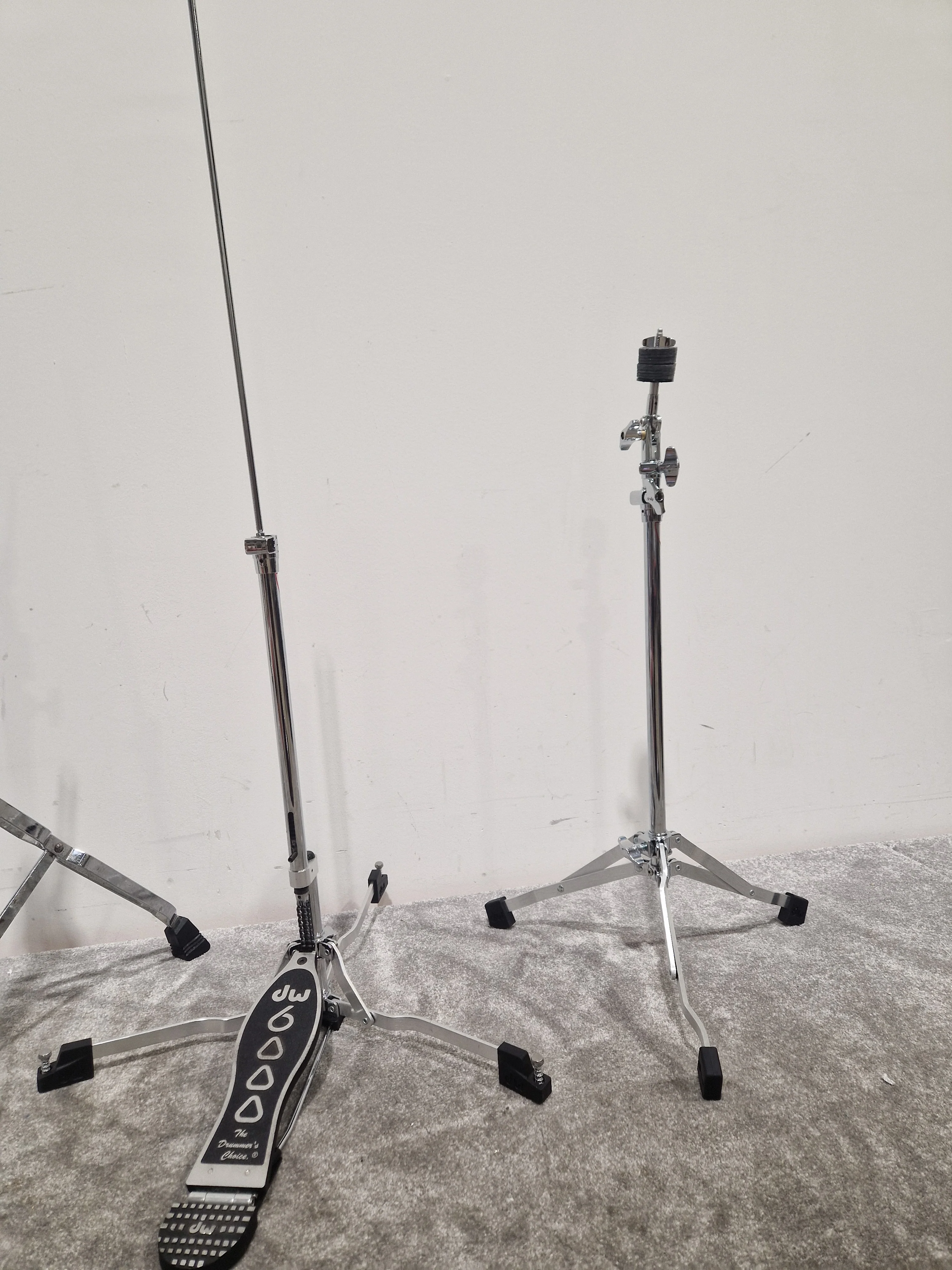 DW6000 Hardware - Lightweight Drum Stands- Excellent w/ Soft Case - Image 5