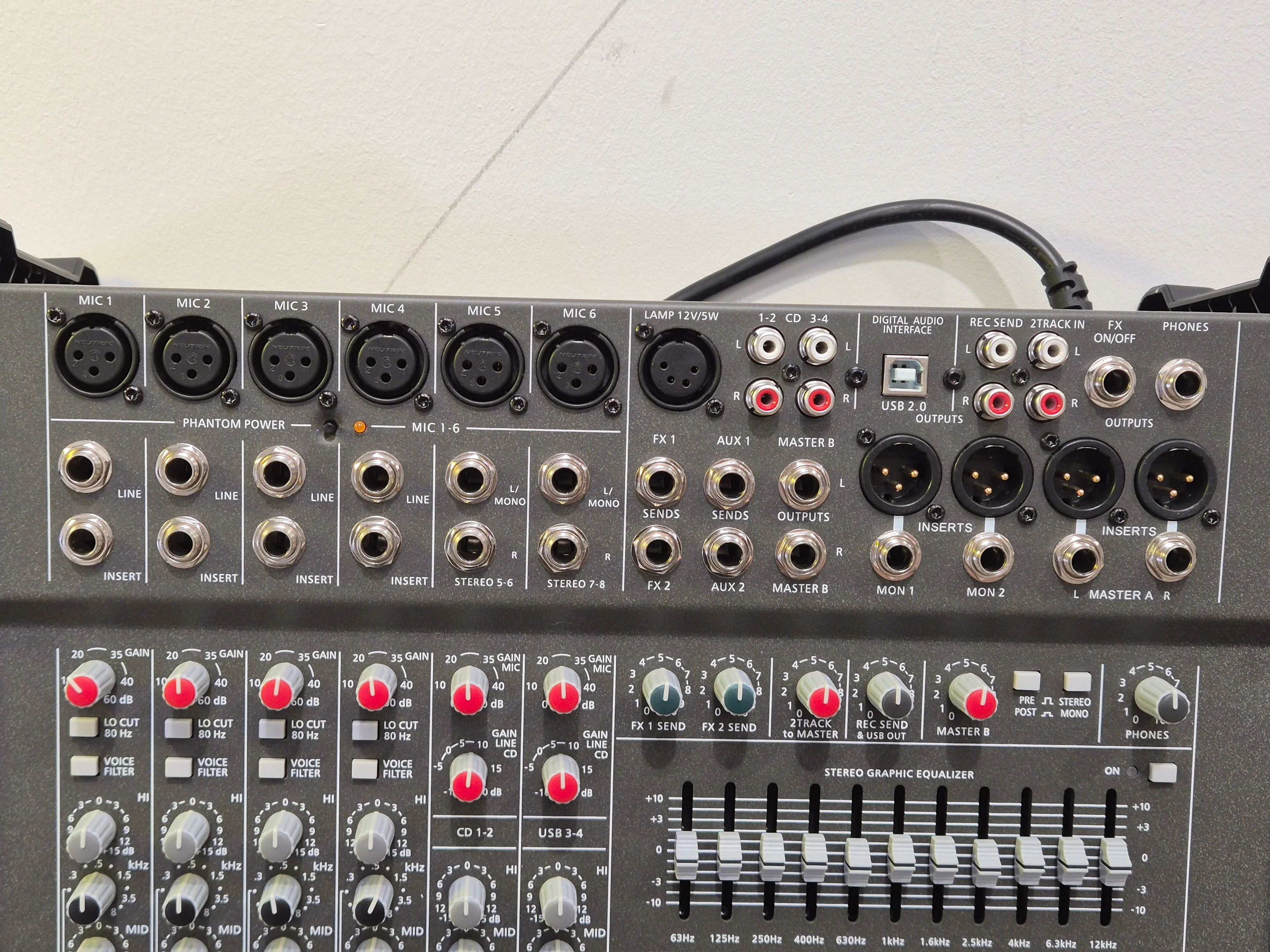 Dynacord Power Mate PM600 - 6 Channels Compact Mixer - Excellent w/ Original Box - Image 4