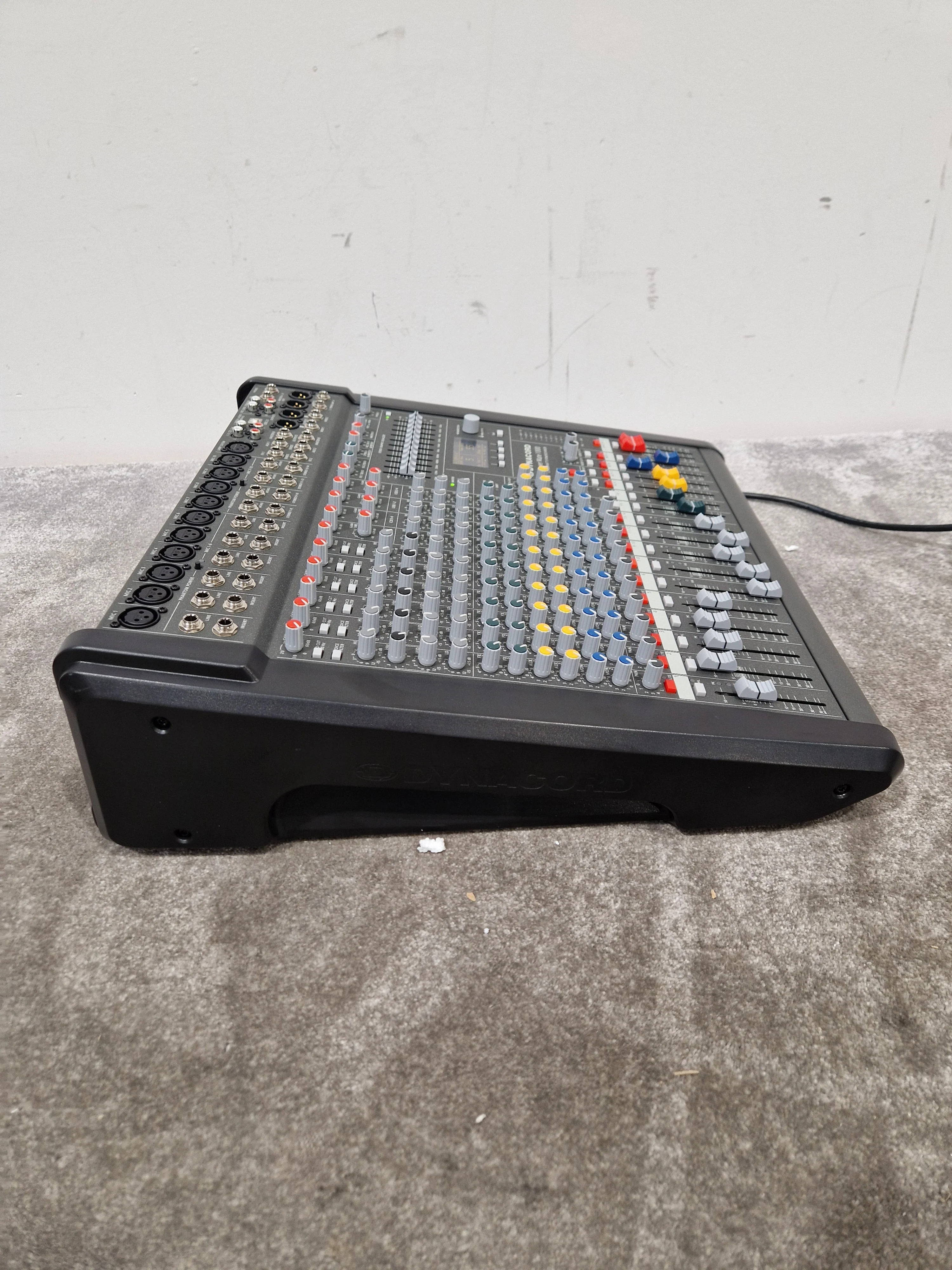 Dynacord Powermate 1000-3 – 10-Channel Powered Mixer – Excellent w/ Original Box - Image 19