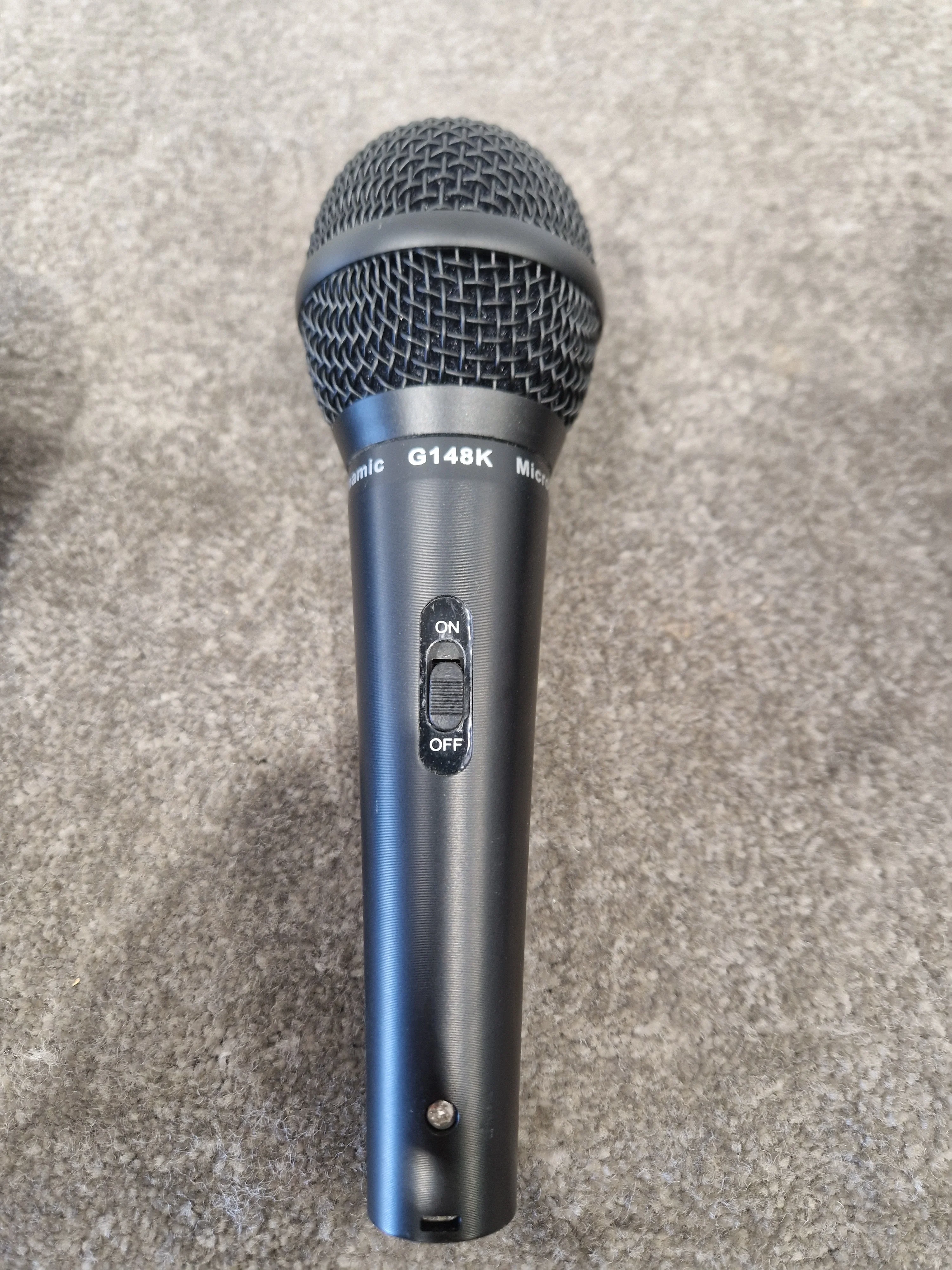 Dynamic G148k Microphone Set OF Three - Professional Vocal Microphones, Cardioid Pattern - Excellent w/ Hard Case - Image 10