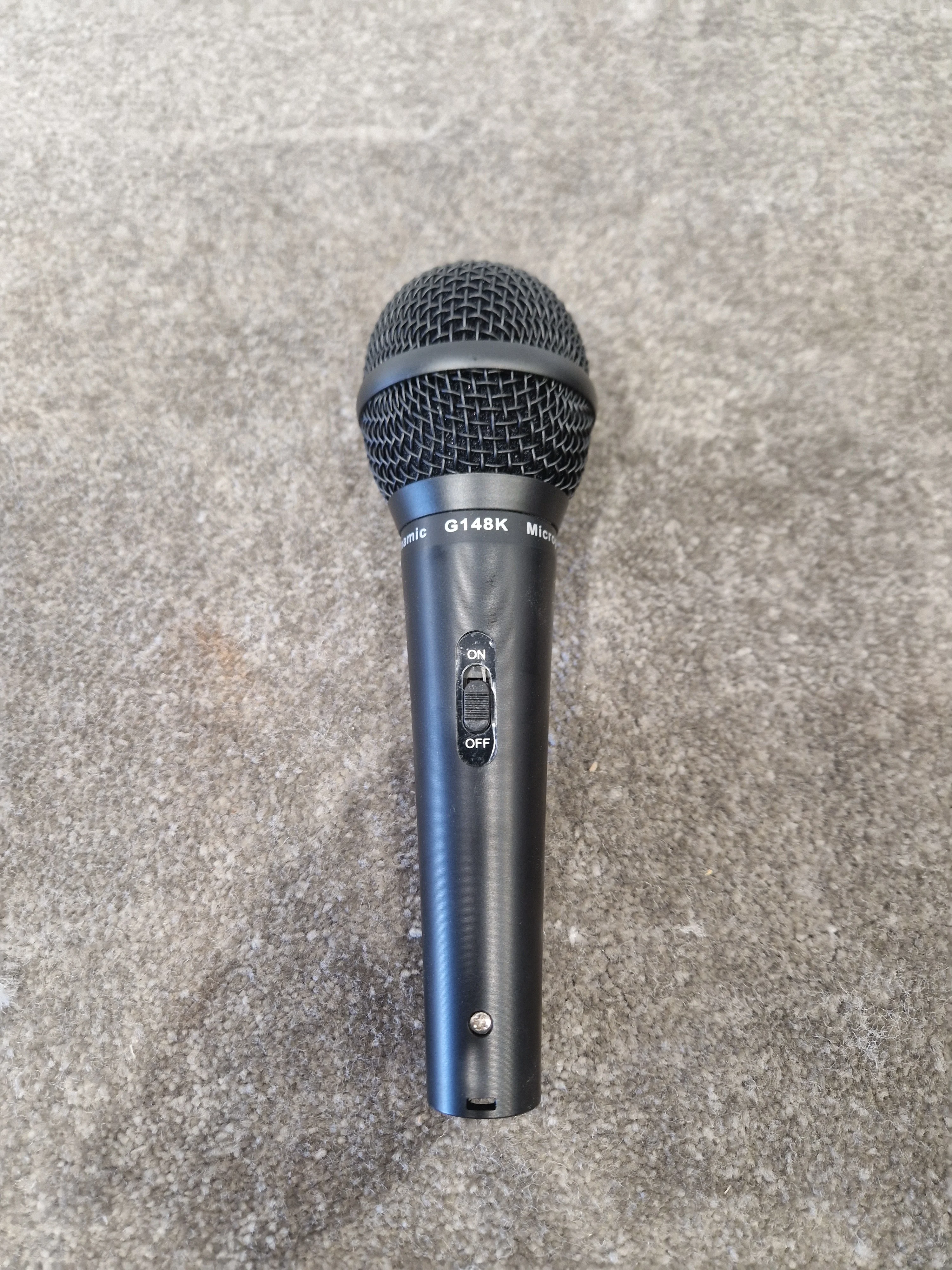 Dynamic G148k Microphone Set OF Three - Professional Vocal Microphones, Cardioid Pattern - Excellent w/ Hard Case - Image 9
