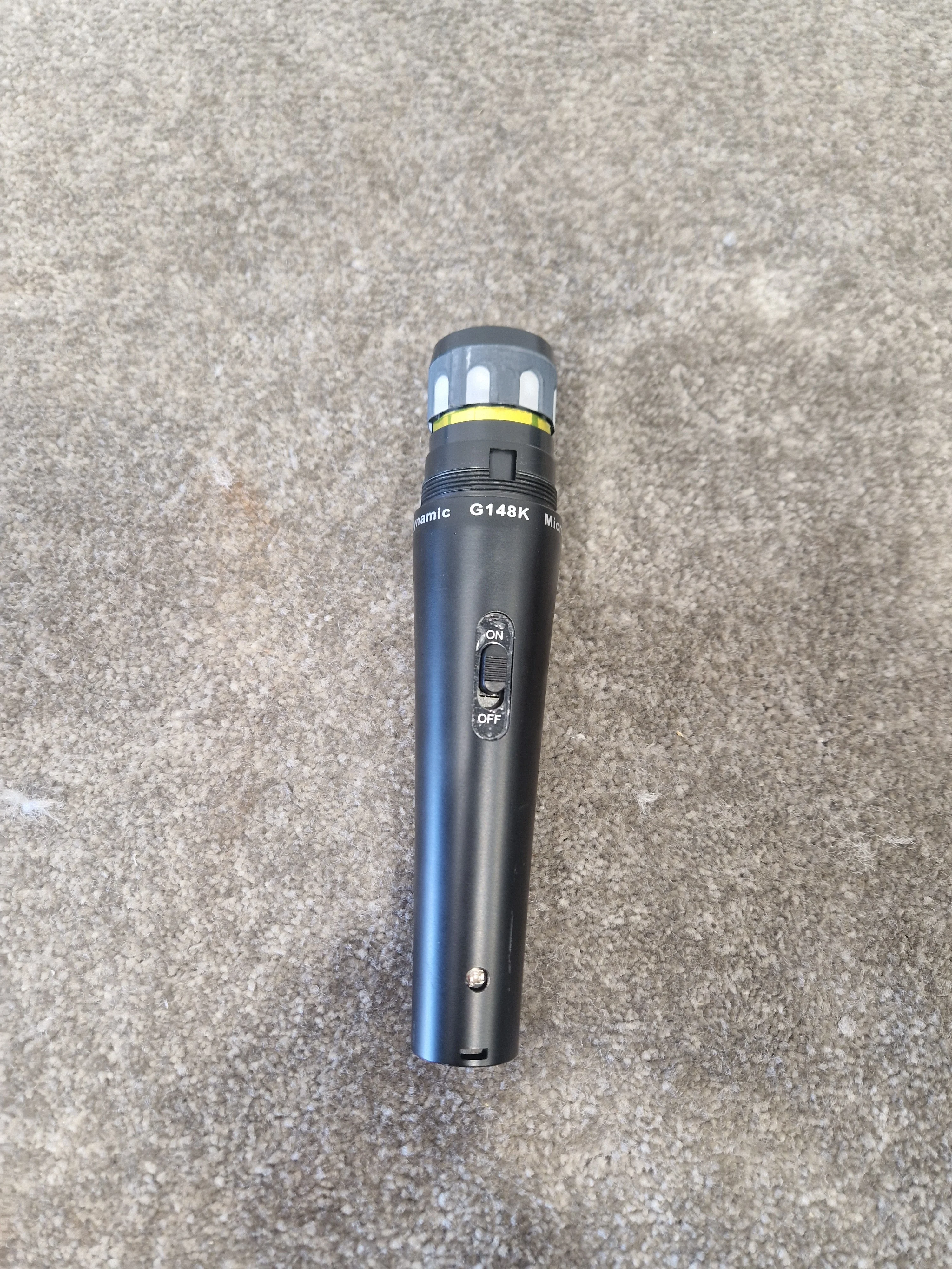 Dynamic G148k Microphone Set OF Two - Professional Vocal Mics, Cardioid Pattern - Excellent w/ Hard Case - Image 12