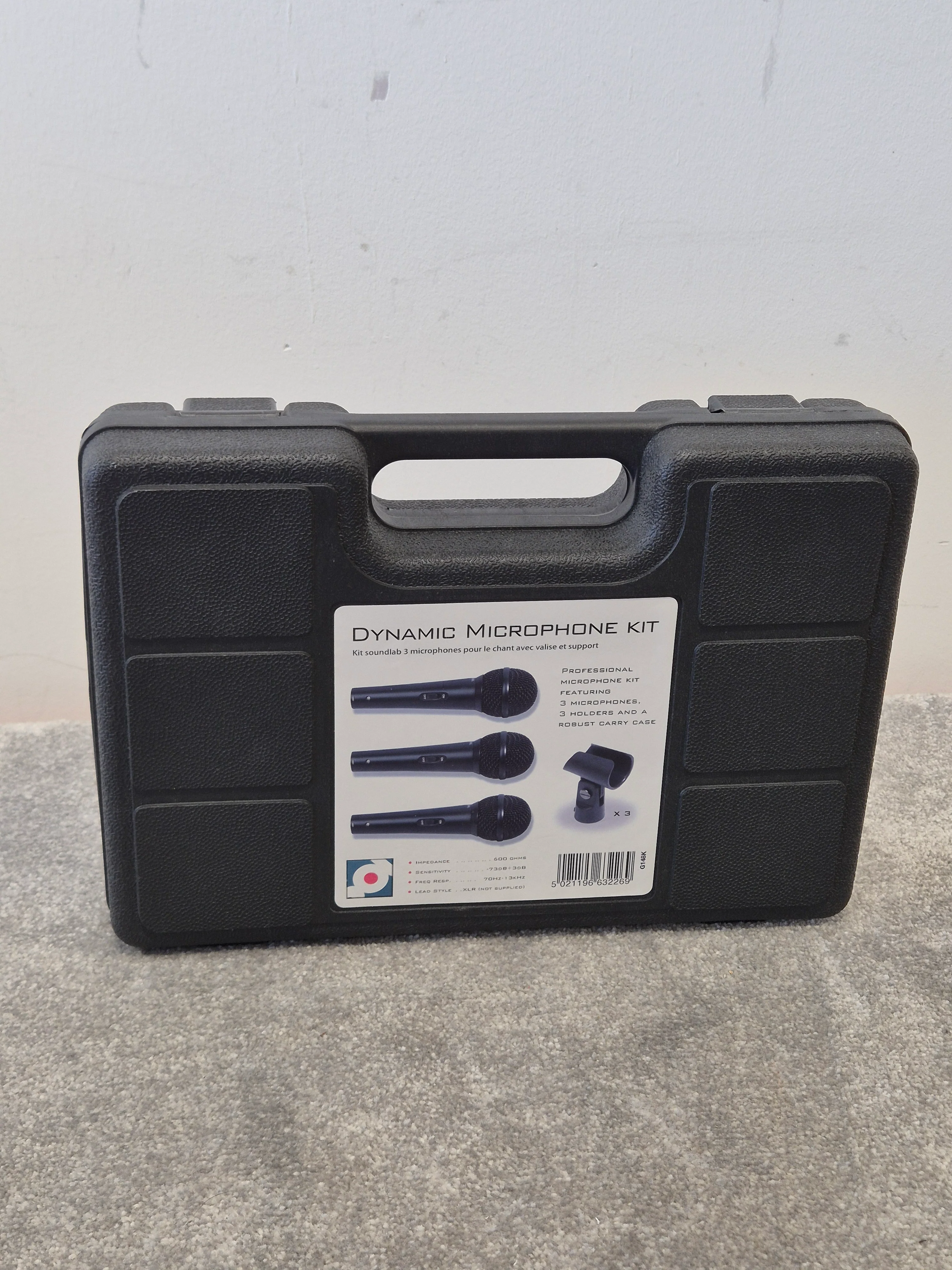 Soundlab Dynamic Microphone Kit - 3 Microphones / 3 Holders - Excellent w/ Hard Case - Image 7