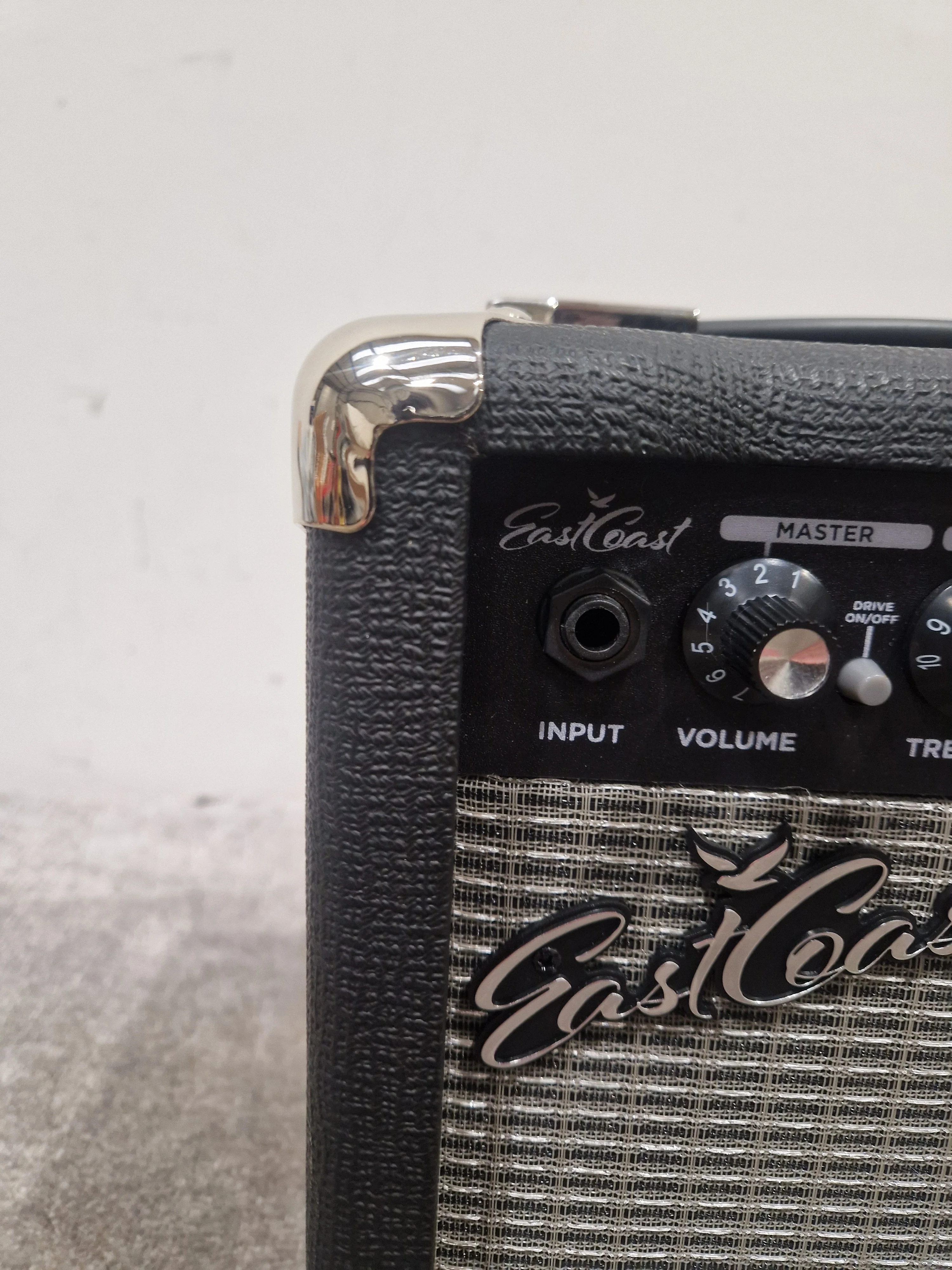 EastCoast G-10 - Guitar Amplifier - 10W - Excellent w/ Cables - Image 2
