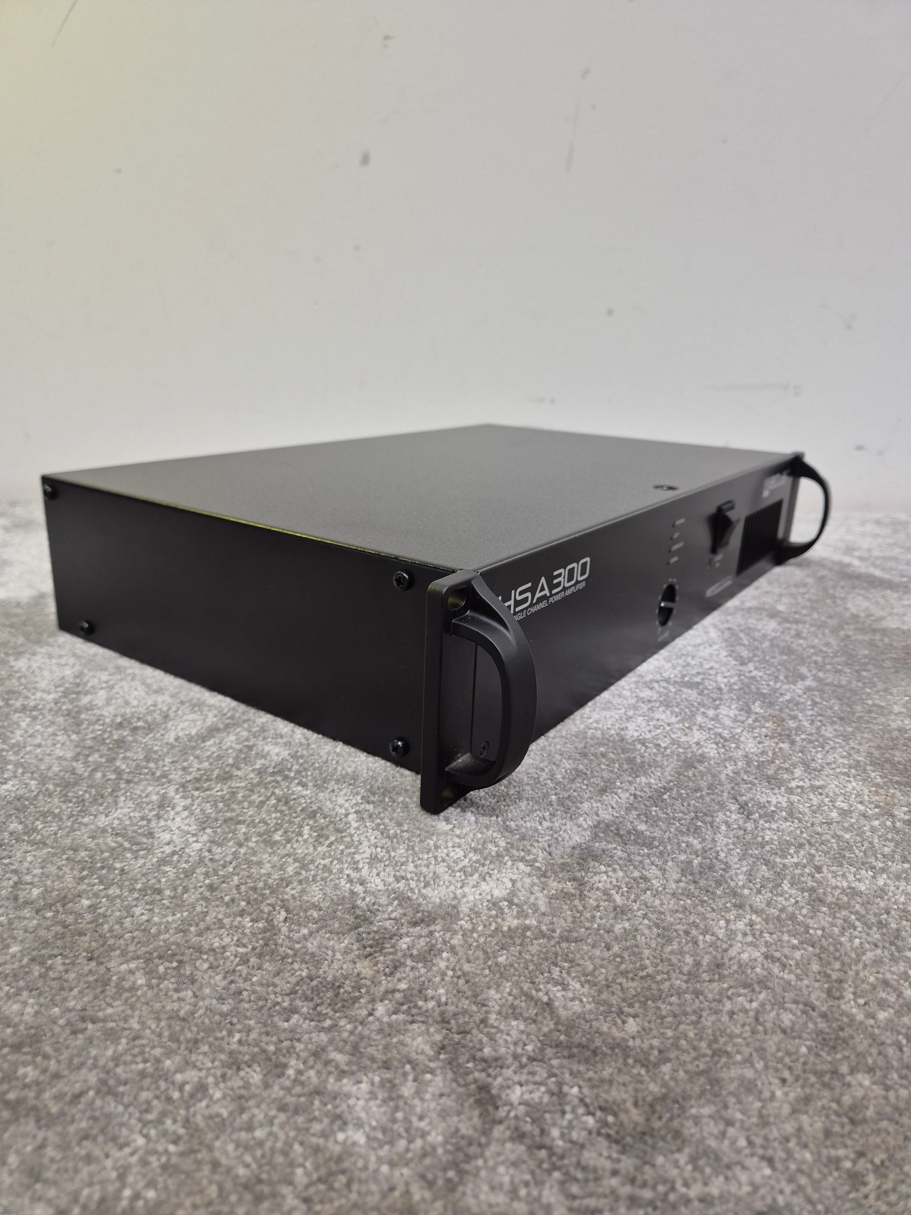 Ecler HSA300 - 300W High Efficiency Amplifier - Excellent w/ Original Box - Image 4