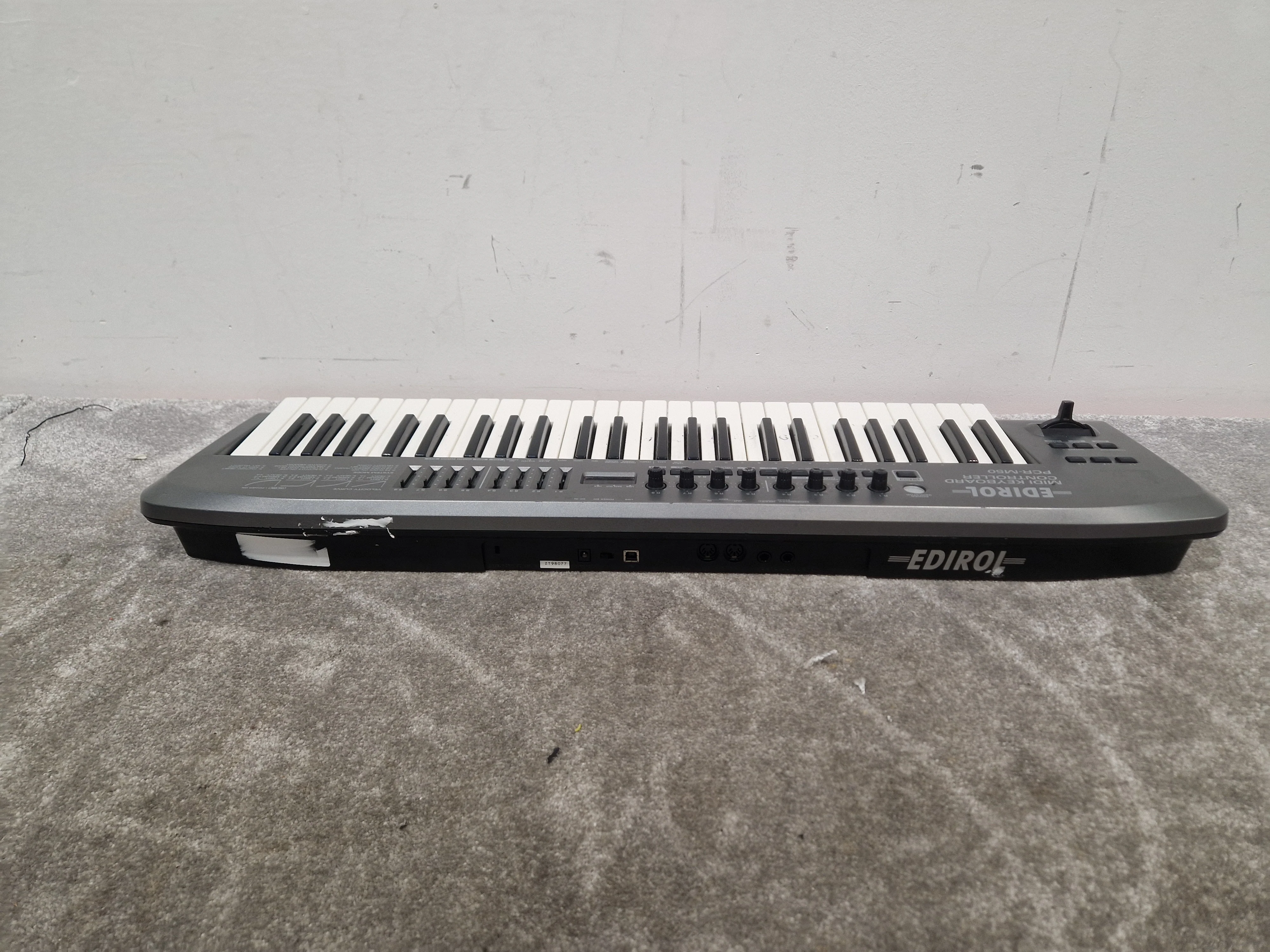 Edirol Pcr-m50 Keyboard - 49-Key MIDI Controller, USB Powered - Spares or Repair - Image 11