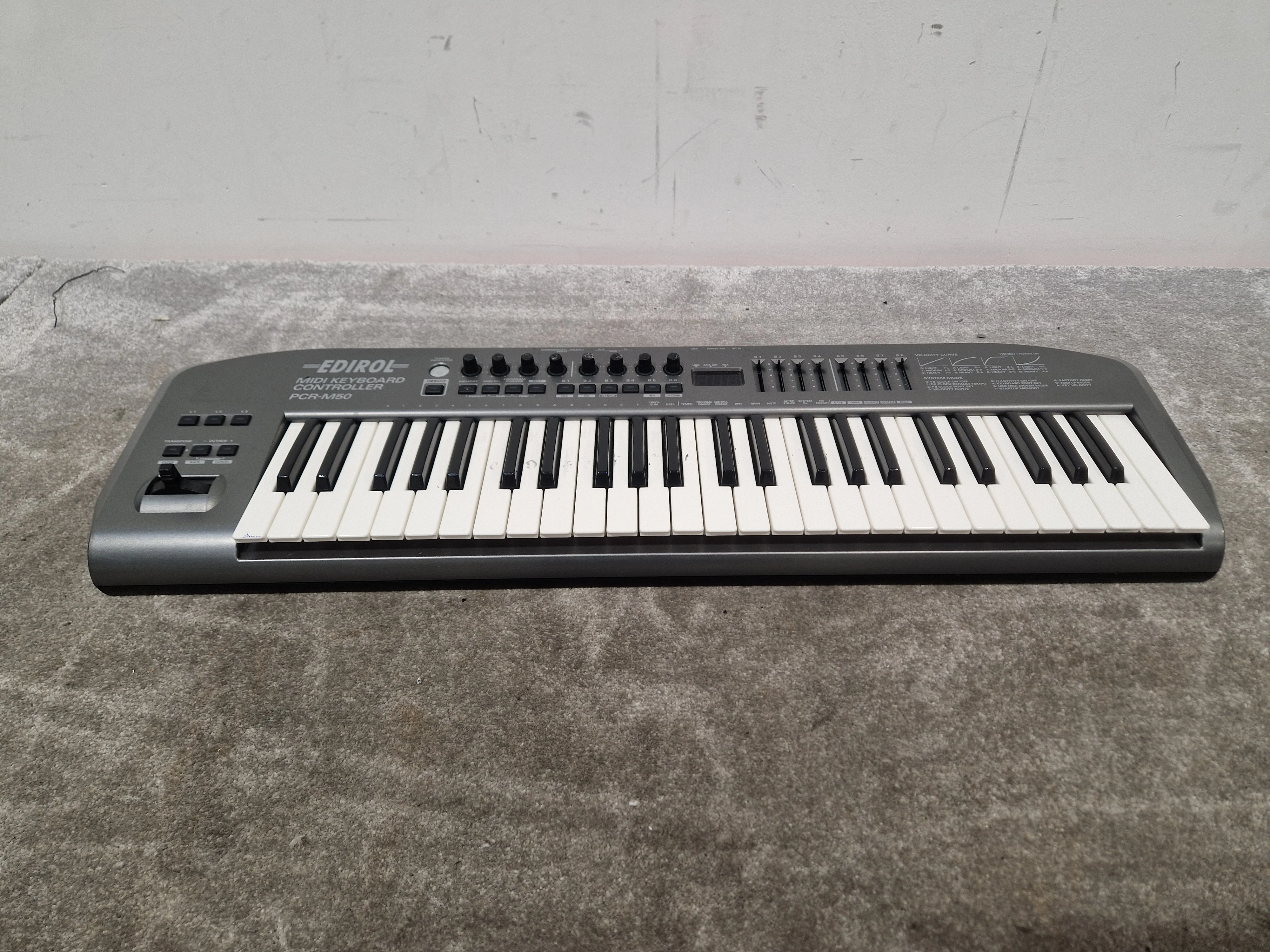 Edirol Pcr-m50 Keyboard - 49-Key MIDI Controller, USB Powered - Spares or Repair - Image 2