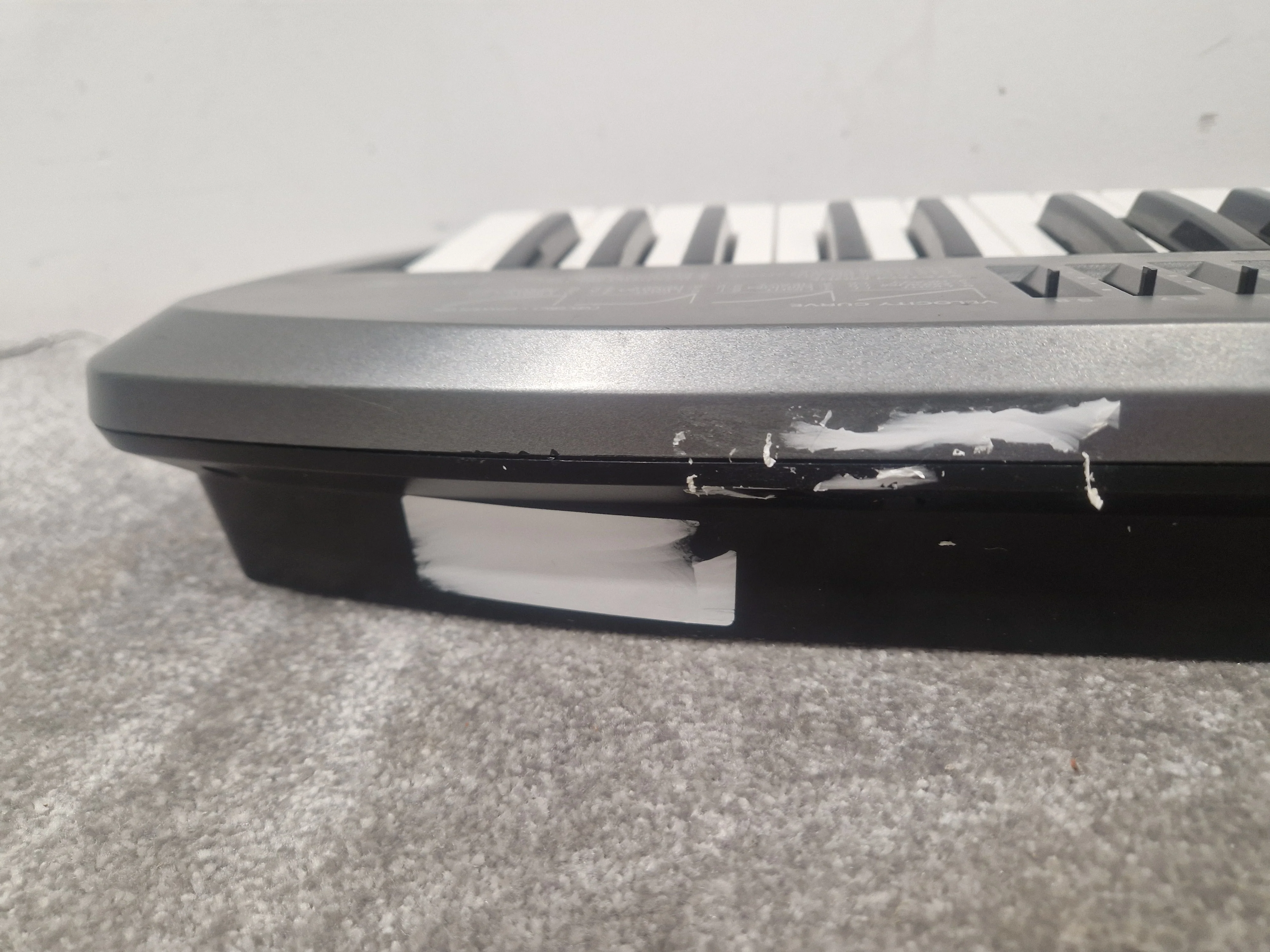 Edirol Pcr-m50 MIDI Keyboard Controller - 49 Keys, USB Connectivity - Spares or Repair - Image 3