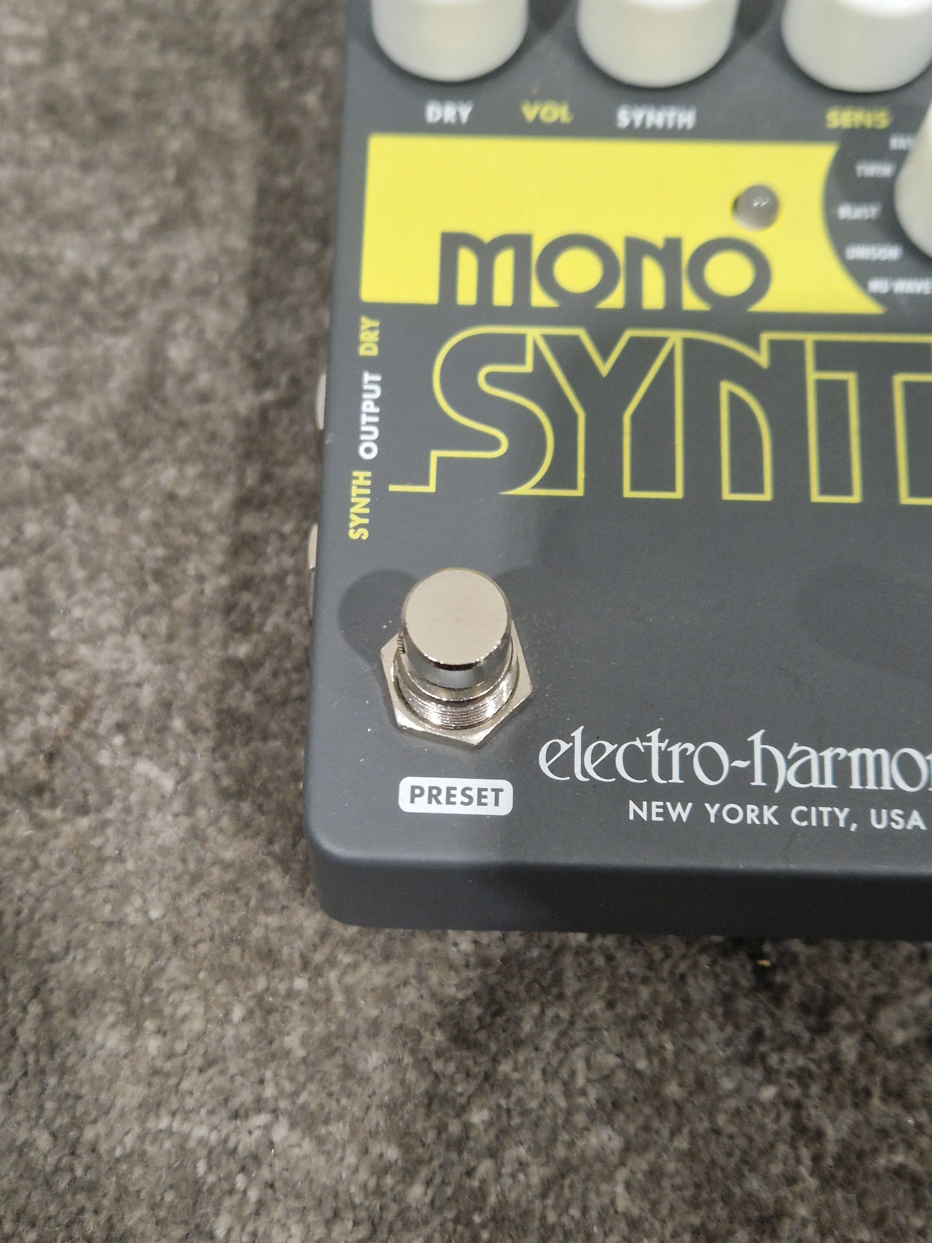Electro Harmonix Mono Synth - Analog Synth Effects Pedal - Excellent - Image 4