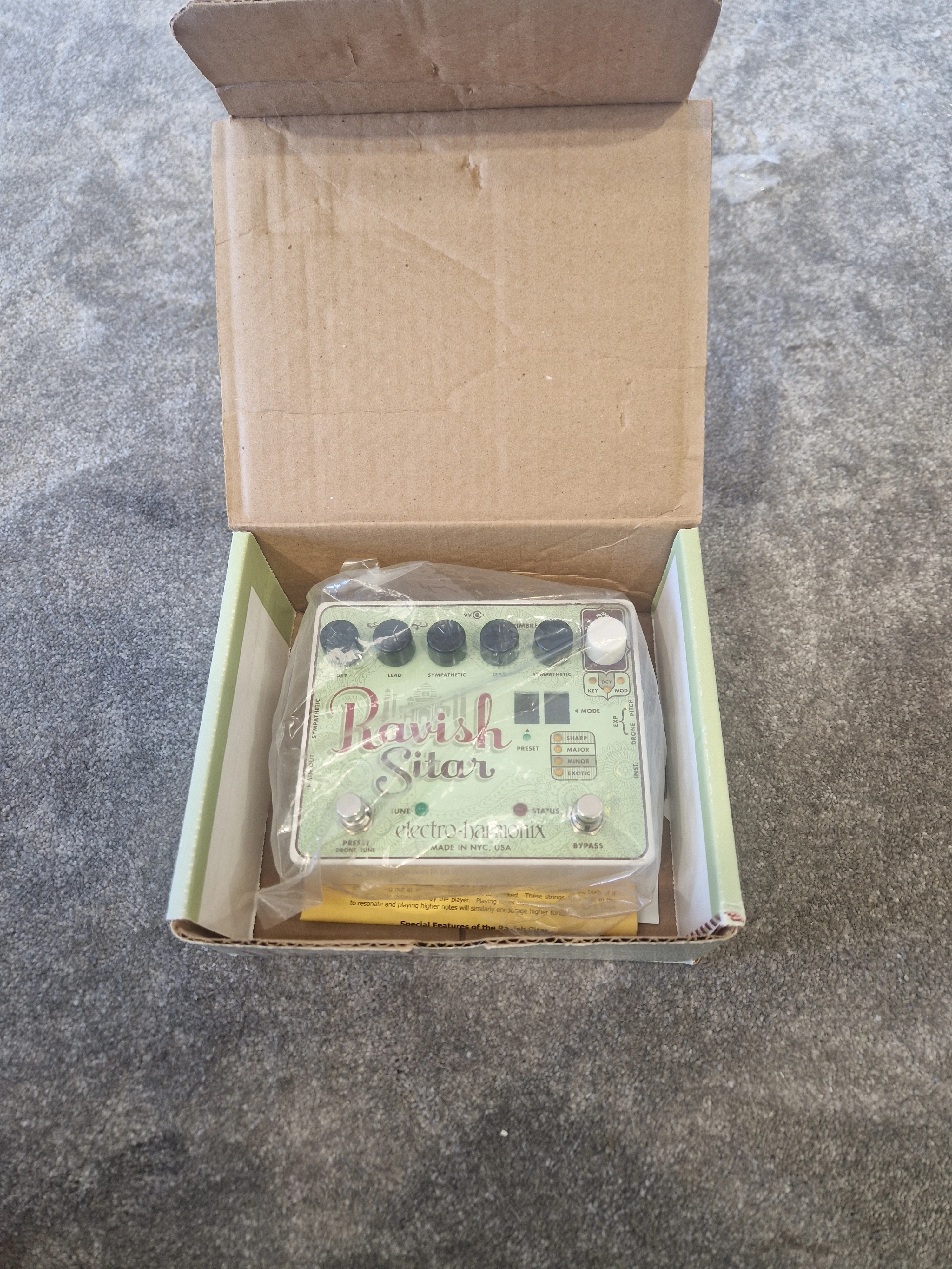 Electro-Harmonix Ravish Sitar Pedal – Polyphonic Sitar Emulator – Excellent w/ Manual & Original Box - Image 3