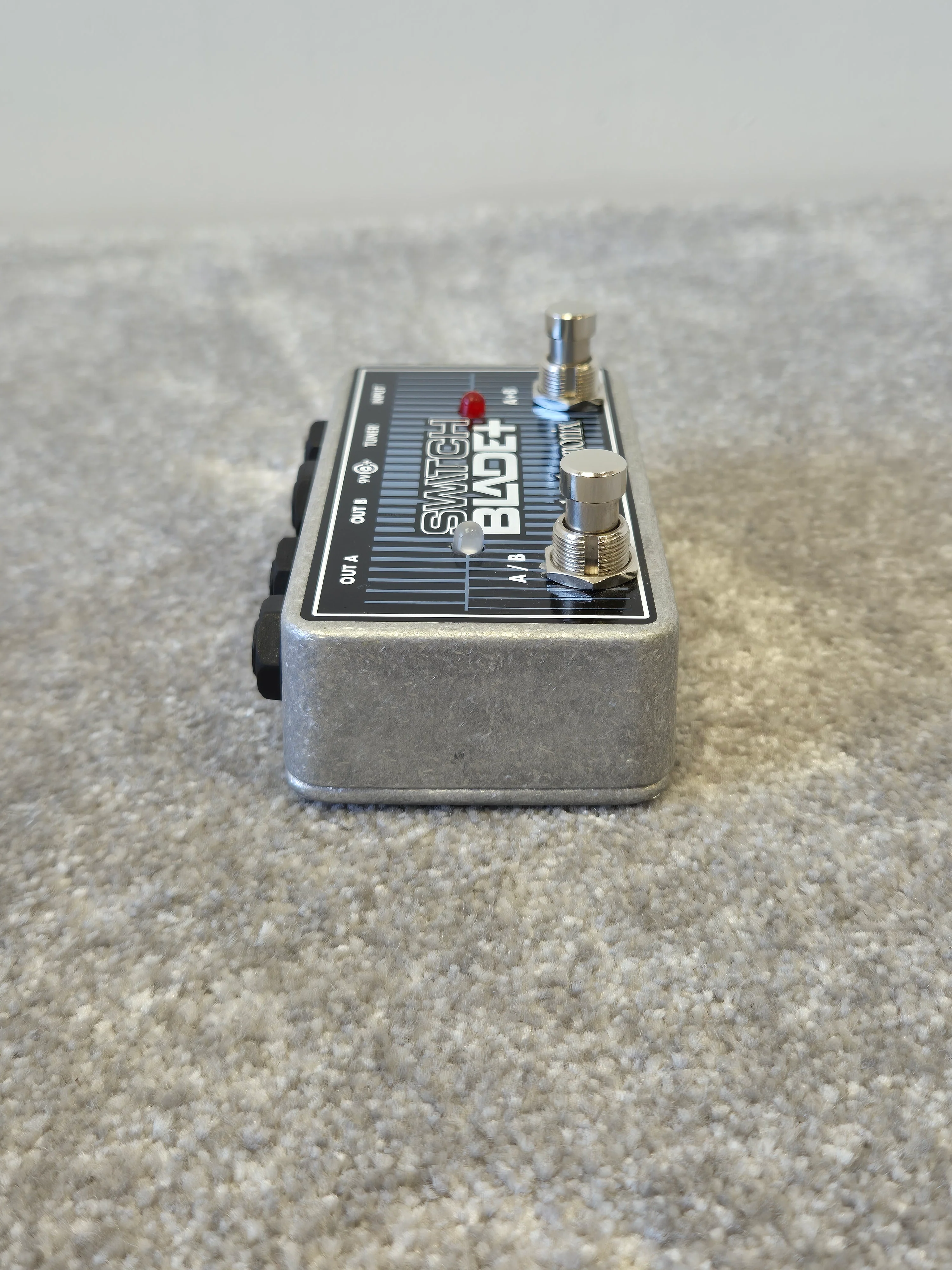 Electro Harmonix Switchblade Plus -  Switching Pedal  w/ Original Box - Image 3