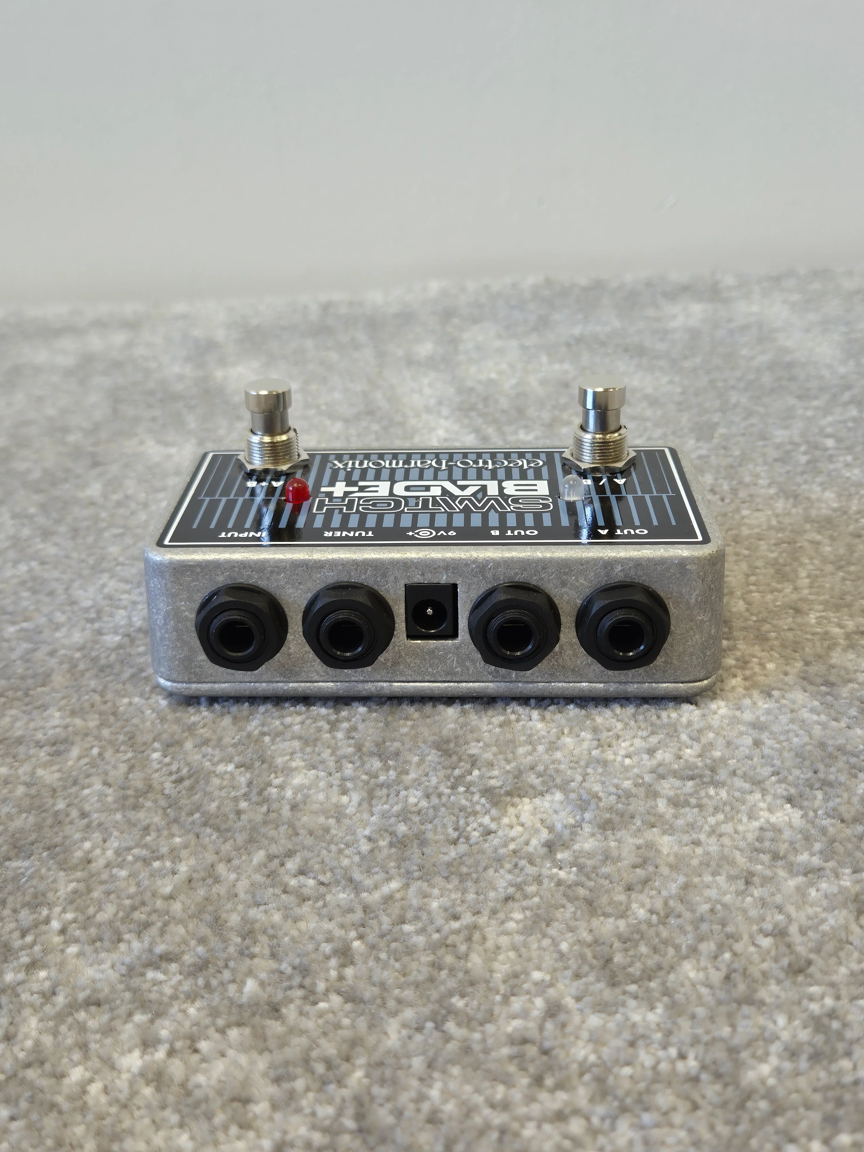 Electro Harmonix Switchblade Plus -  Switching Pedal  w/ Original Box - Image 4