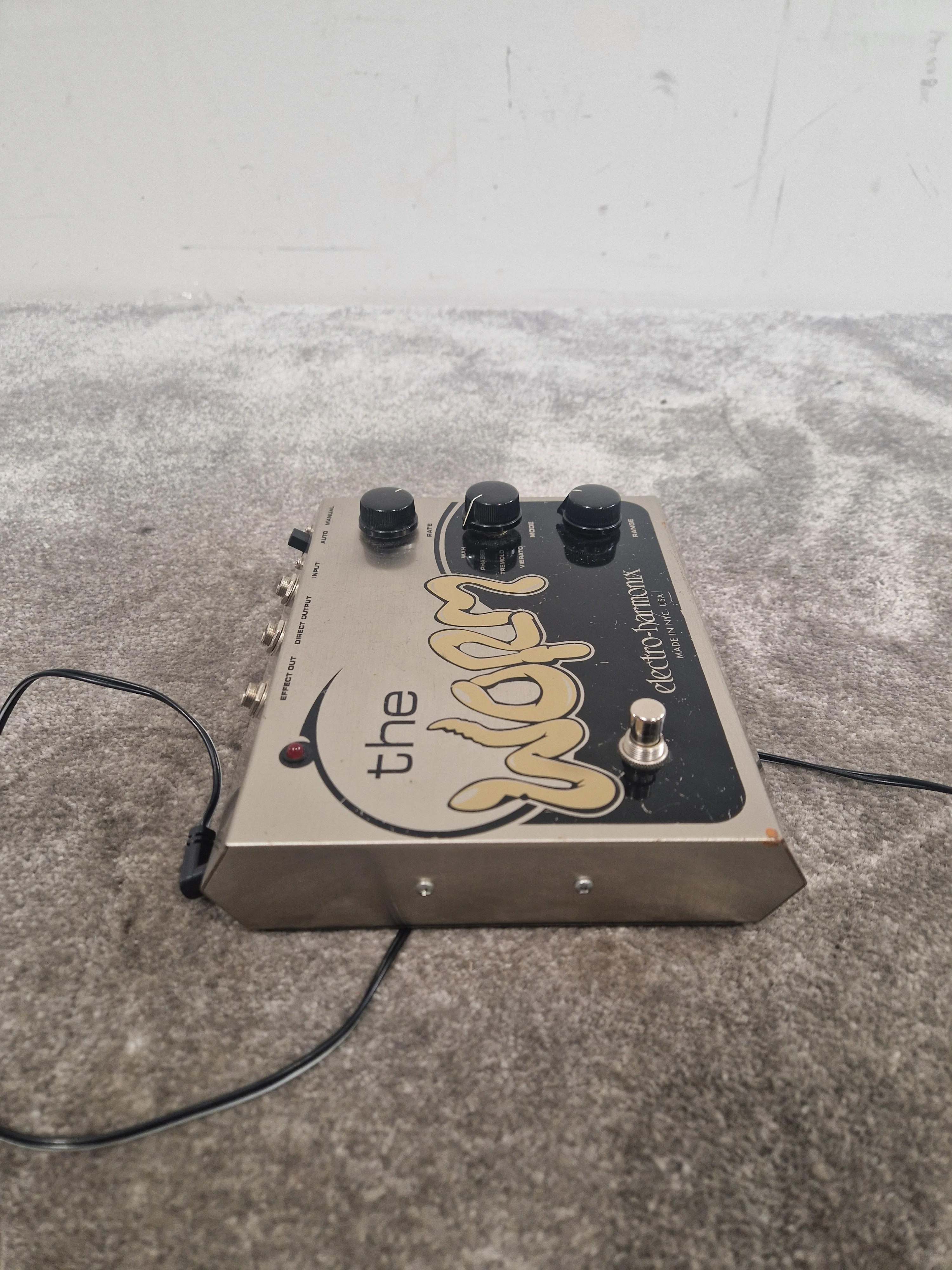 Electro-Harmonix The Worm - Analog Modulation Pedal - Spares or Repair w/ Power Supply - Image 6