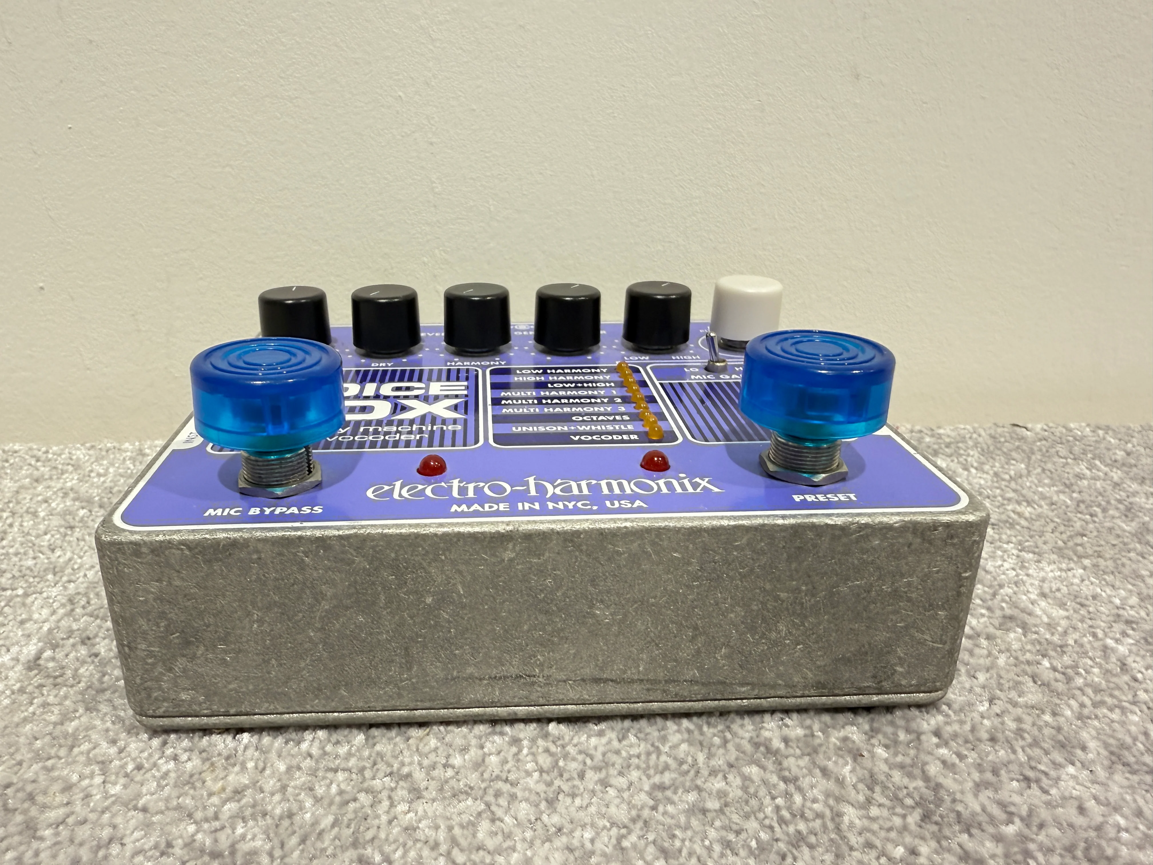 Electro-Harmonix Voice Box - Harmony Machine and Vocoder Pedal - Image 3