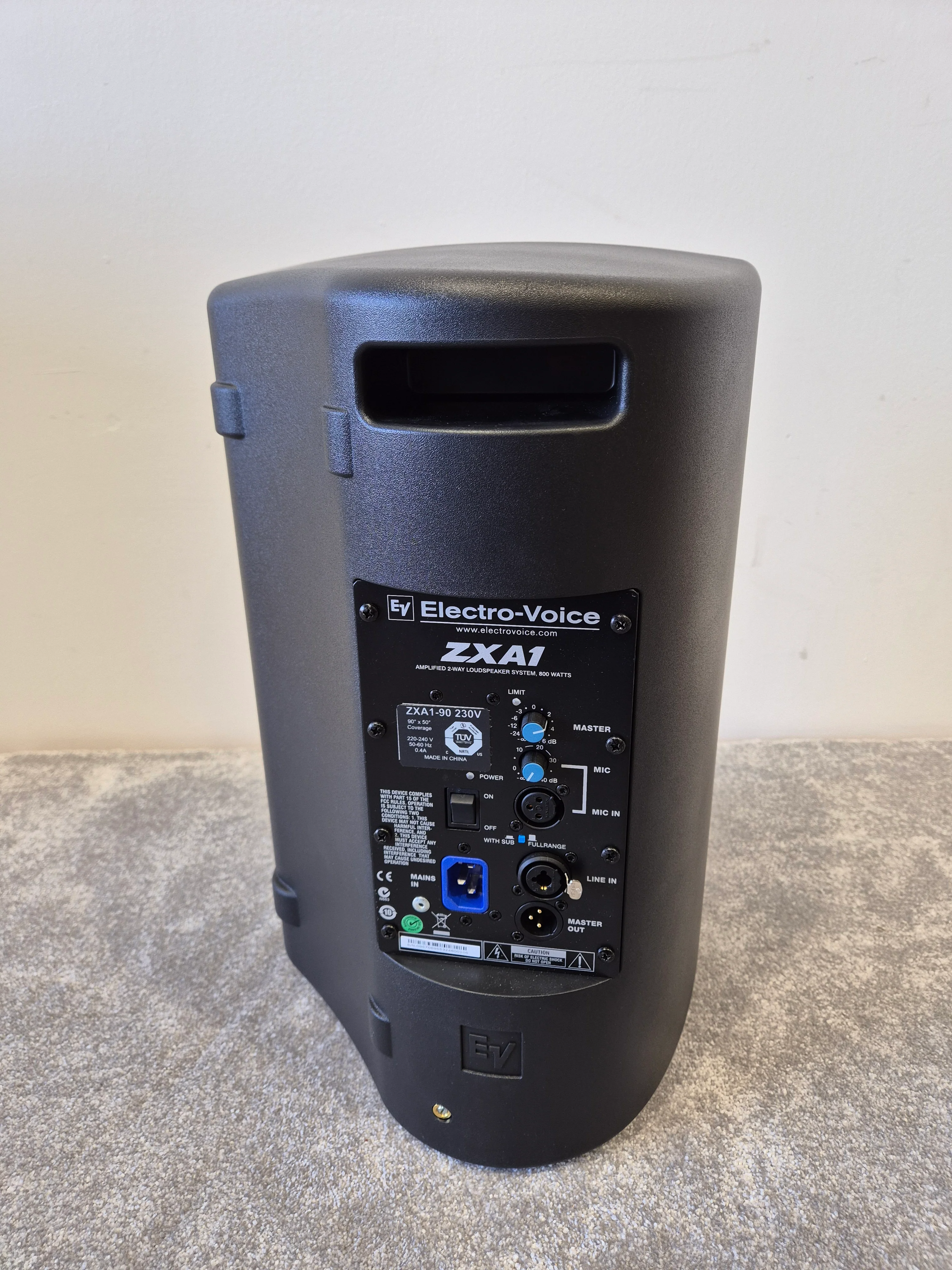 Electro-Voice ZXA1-90 - Compact Powered Speaker - Excellent w/ Original Box & Power Supply - Image 3