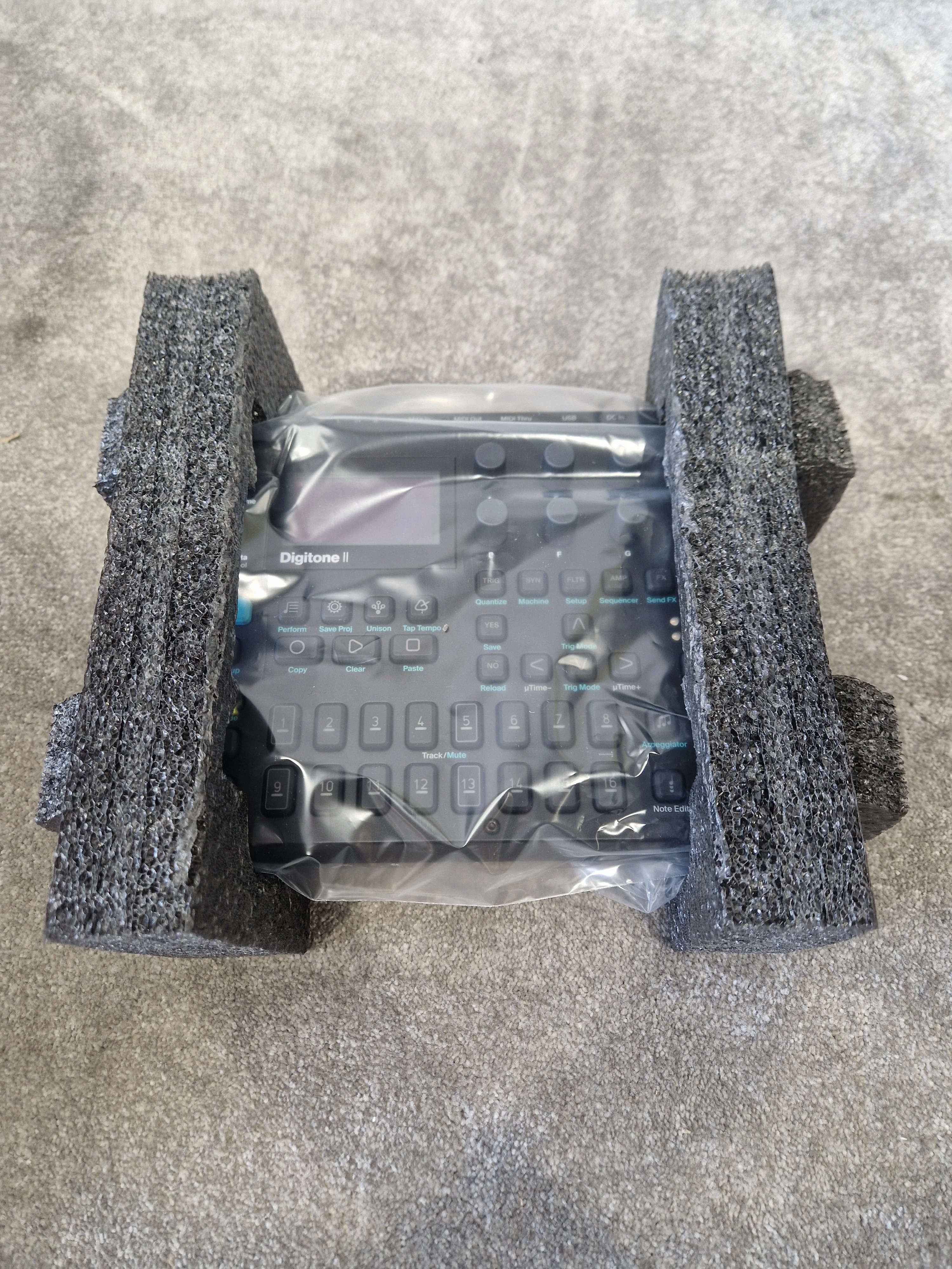Elektron Digitone II – Polyphonic FM Synthesizer – New Open Box - Image 10