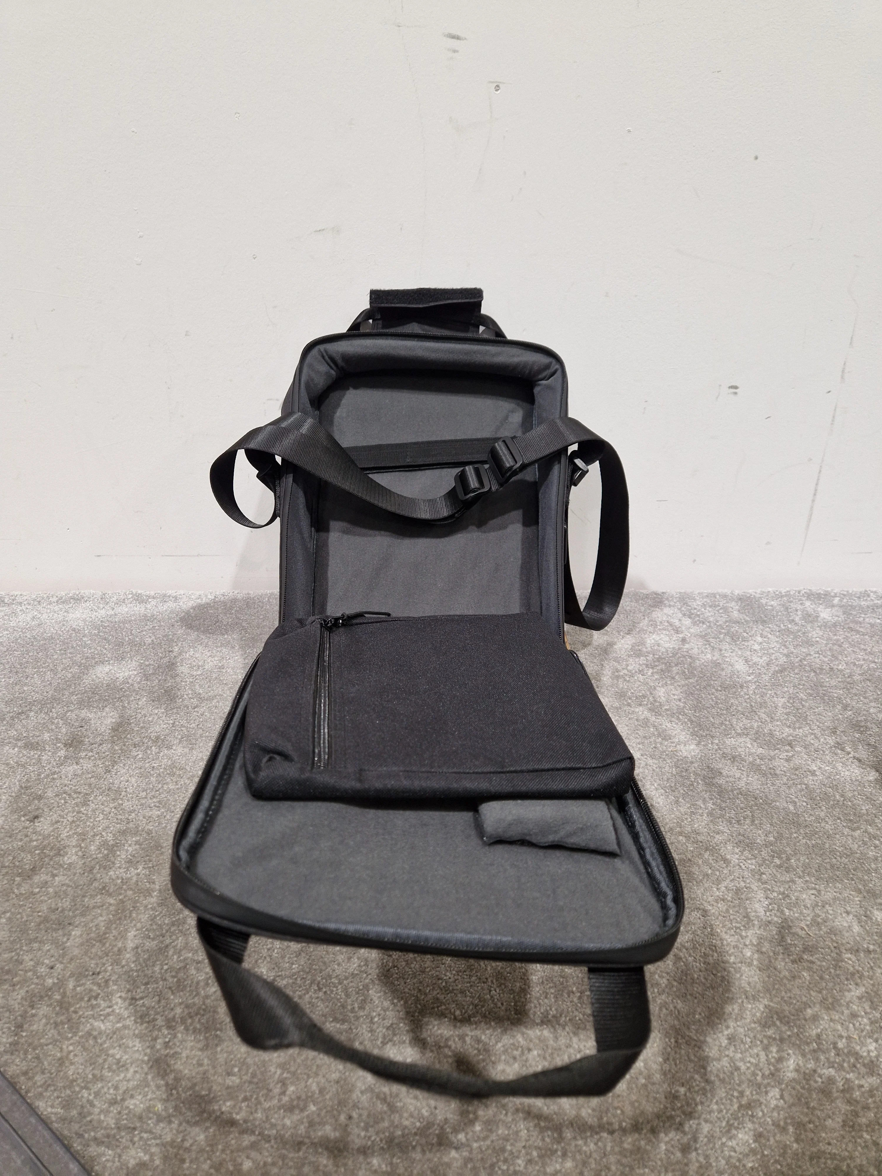 Elektron ECC-7 Carry Bag - Durable Travel Companion - Excellent w/ Elektron PL-3 Protective lid - Image 2