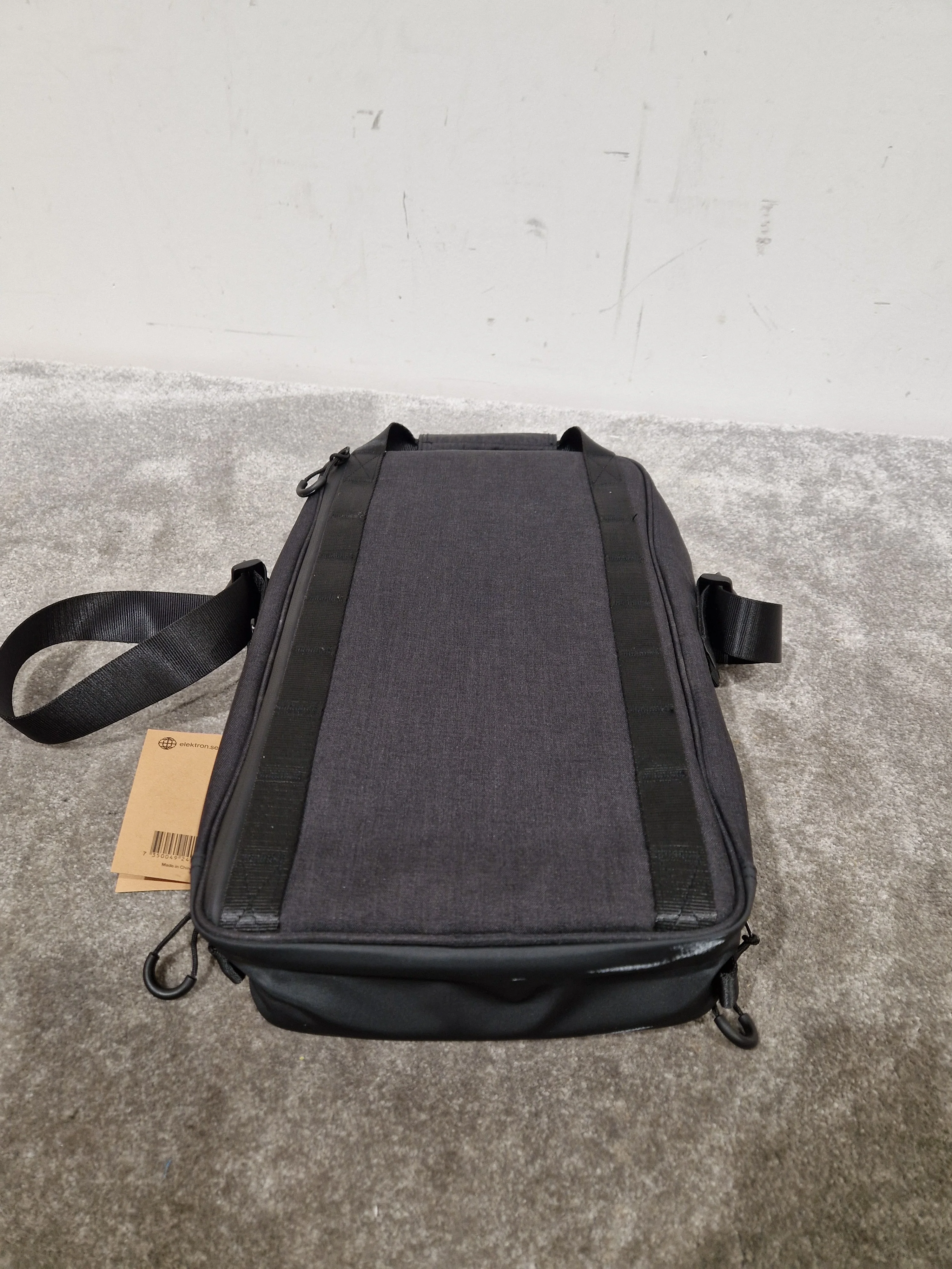 Elektron ECC-7 Carry Bag - Durable Travel Companion - Excellent w/ Elektron PL-3 Protective lid - Image 3